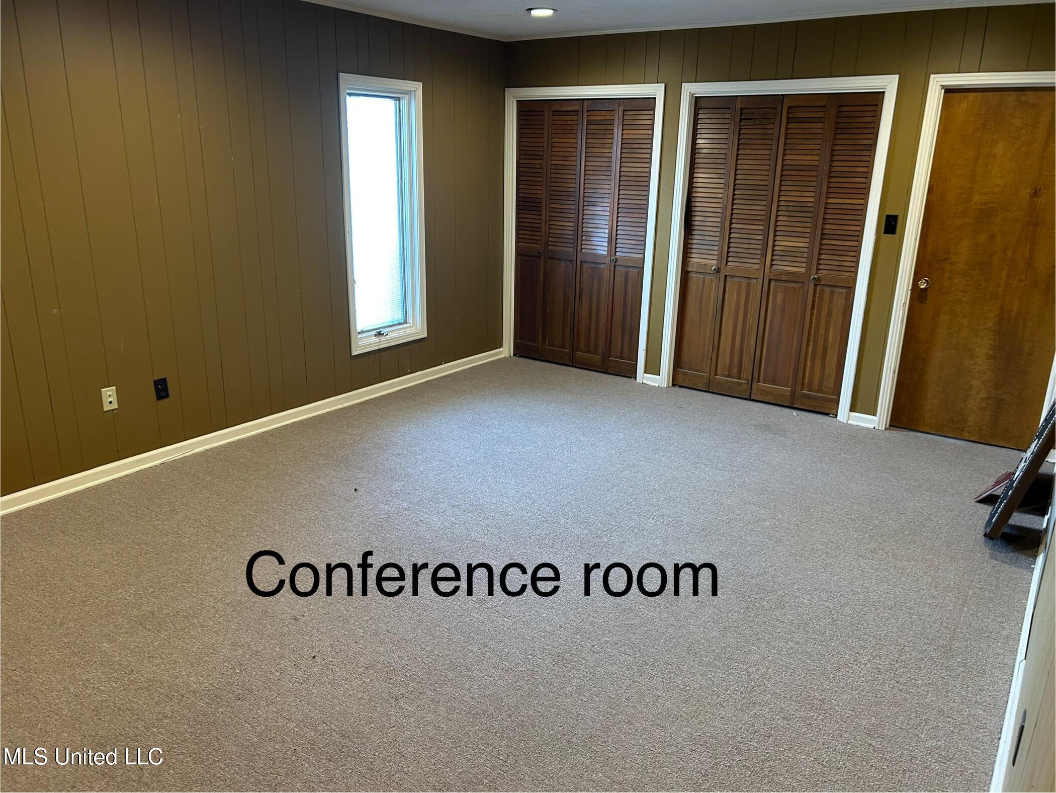 711 Us-82 Property Photo 3