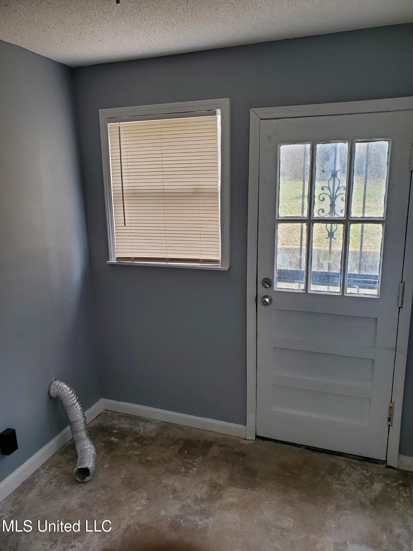 2067 Corry Road Property Photo 5