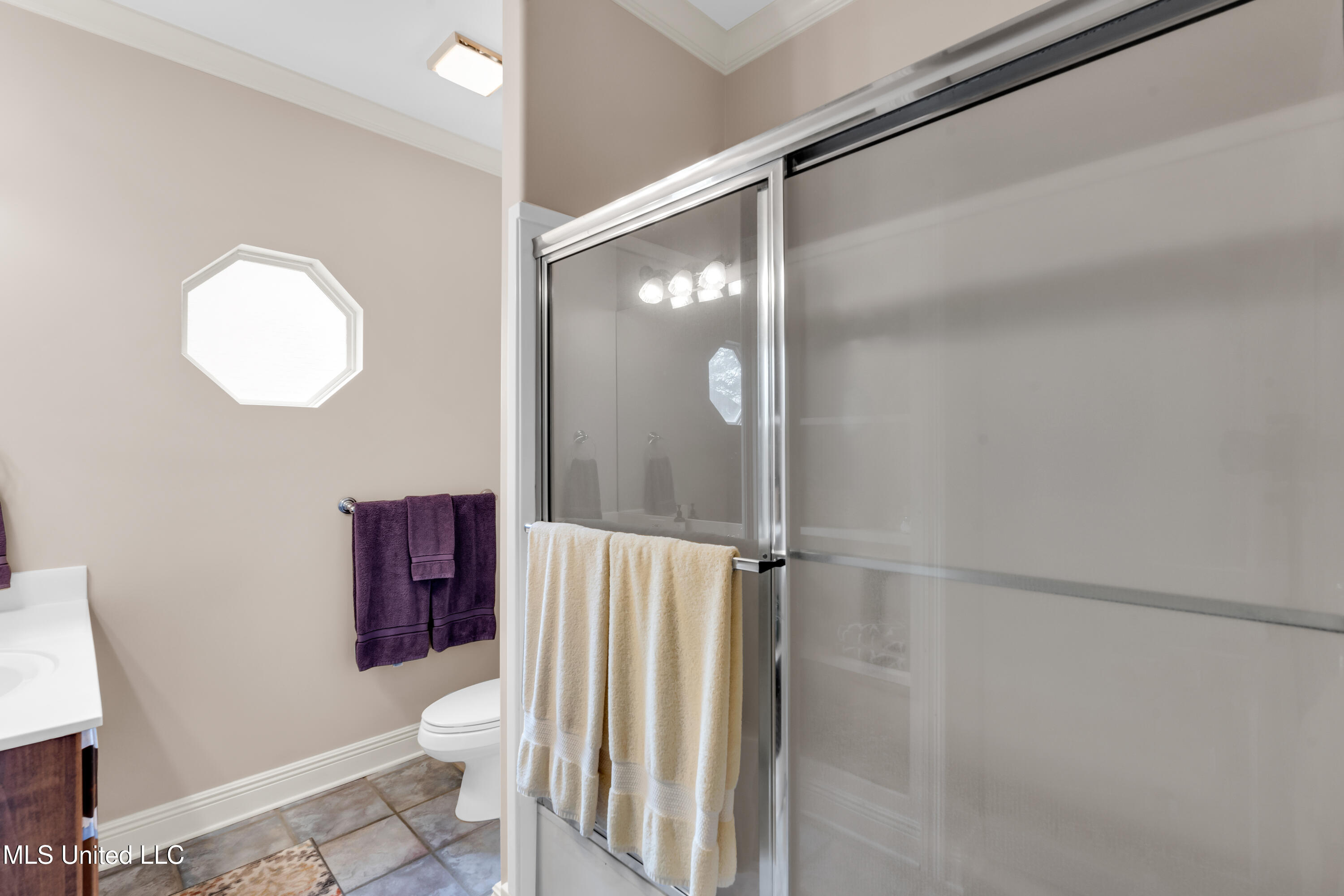 422 Cachemont Cove Property Photo 15