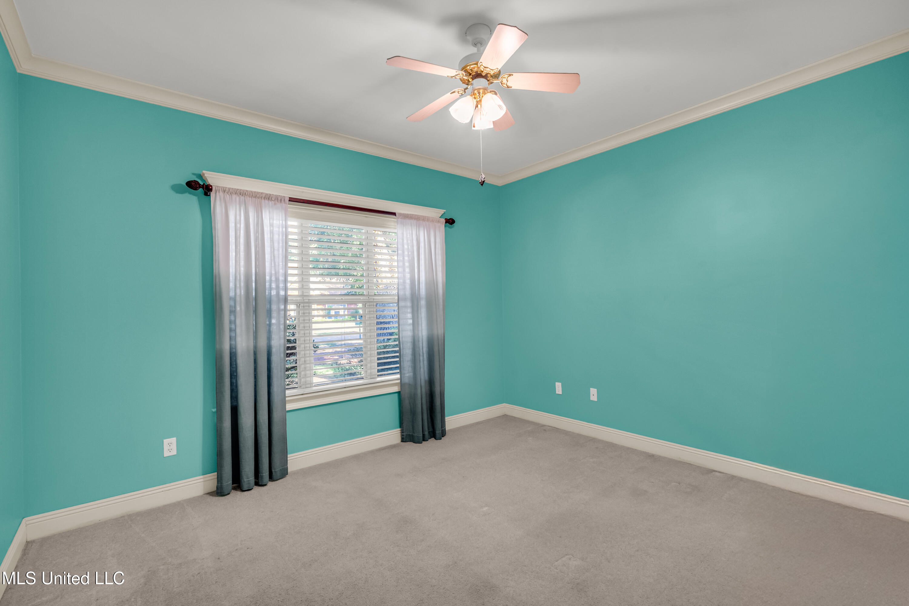 422 Cachemont Cove Property Photo 17