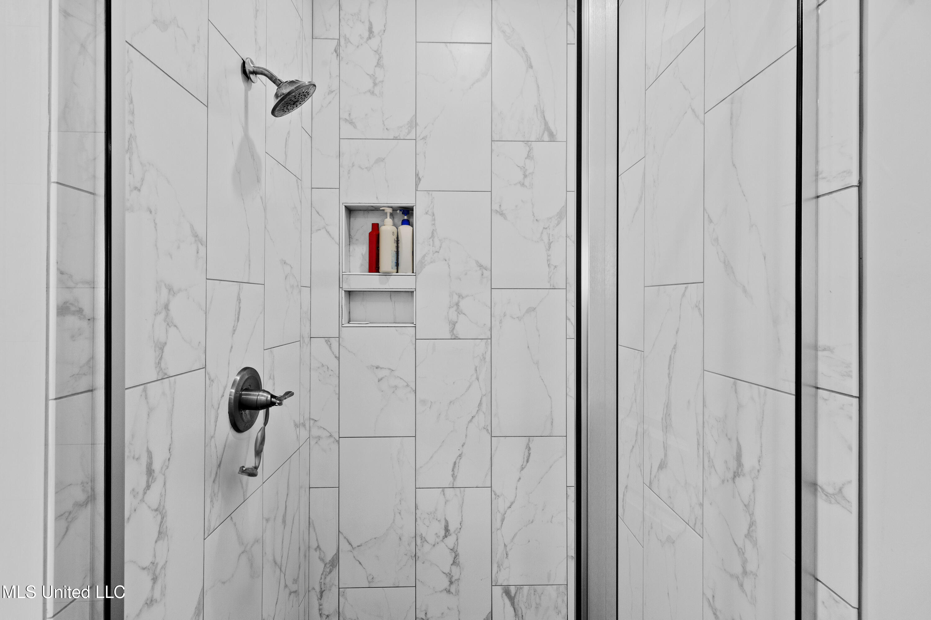 212 Ashbury Cove Property Photo 17