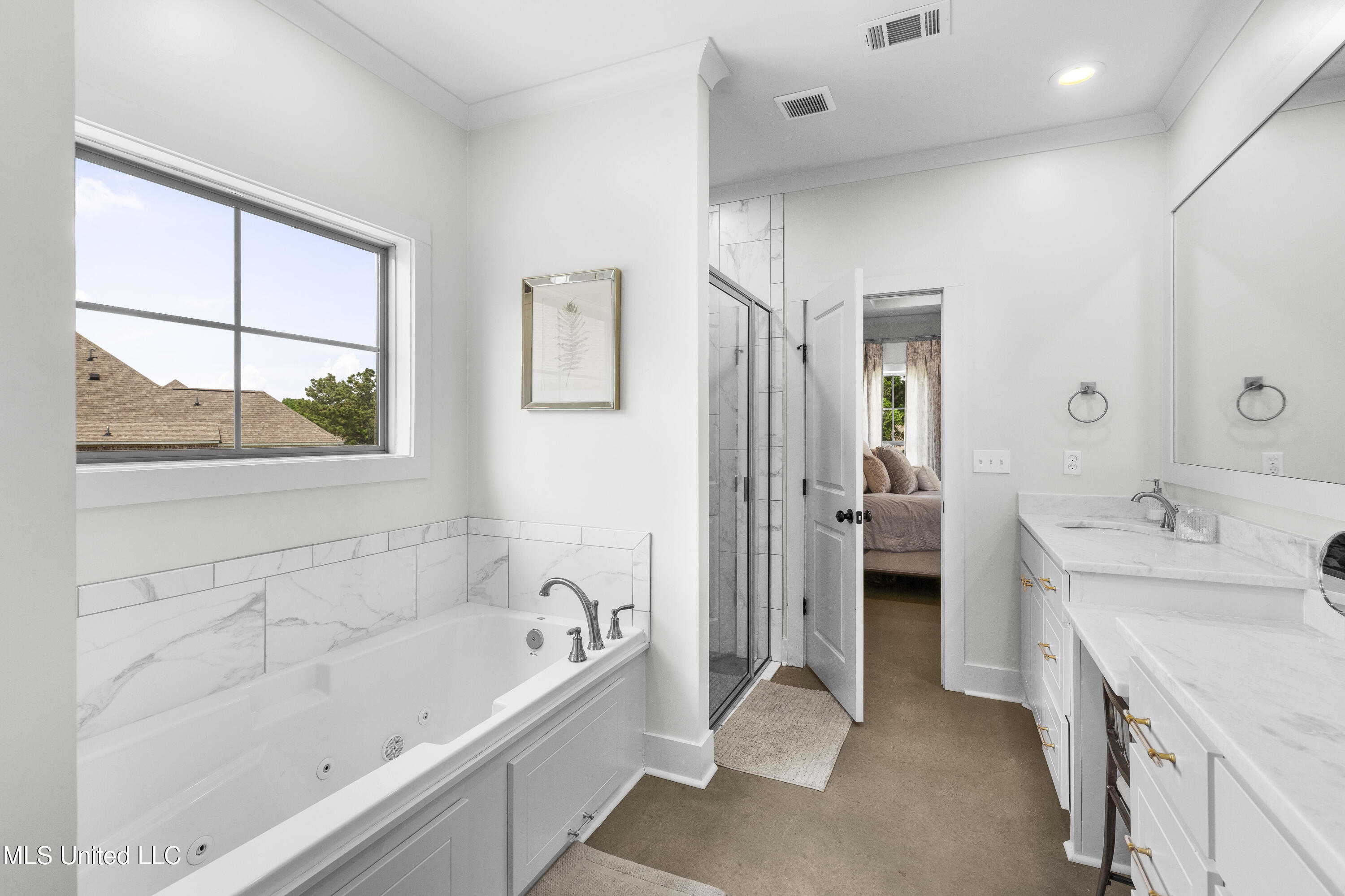 212 Ashbury Cove Property Photo 18