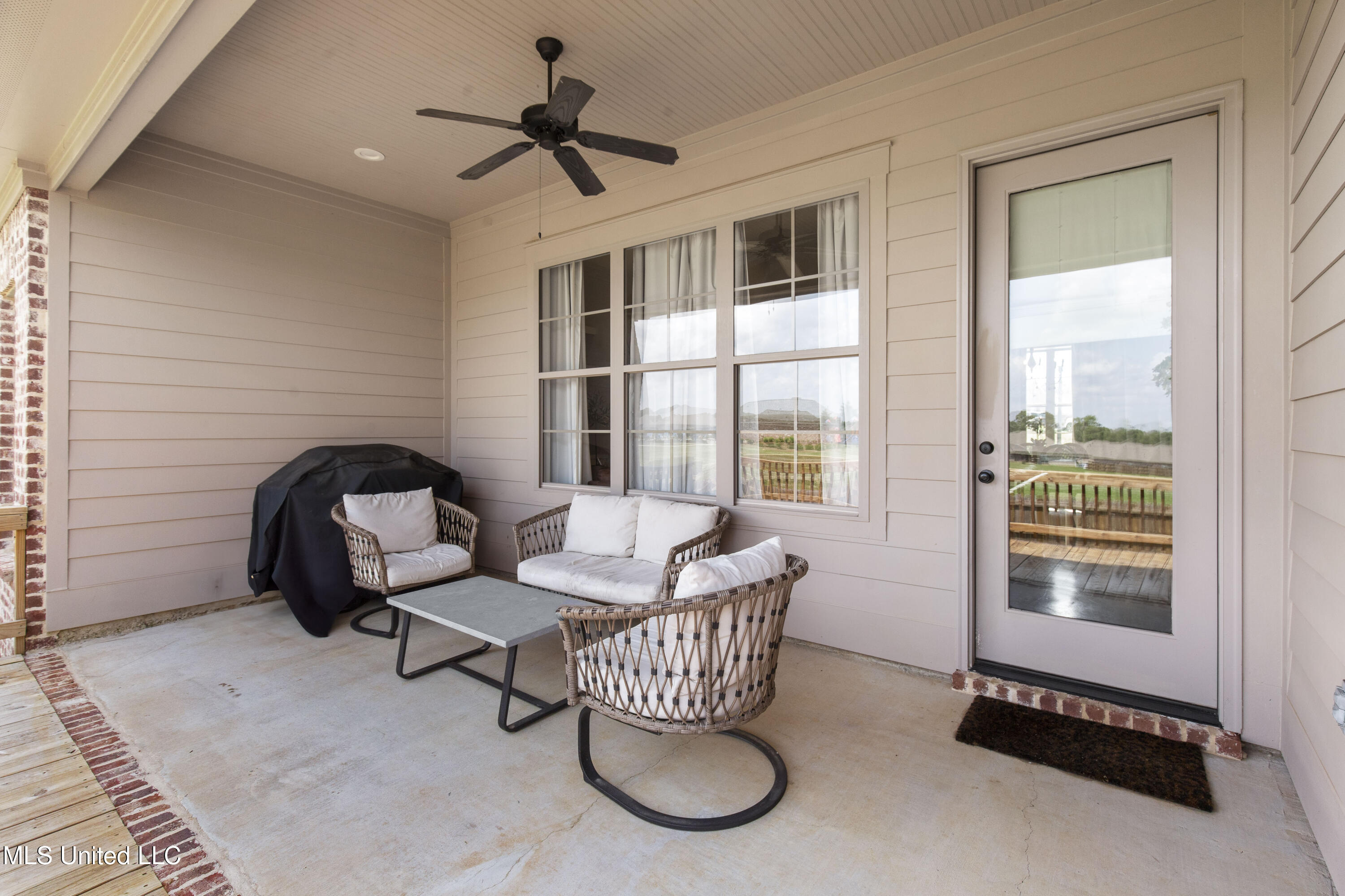 212 Ashbury Cove Property Photo 25