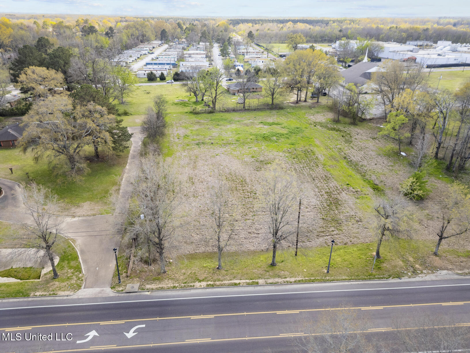 1001 W Peace Street Property Photo 5
