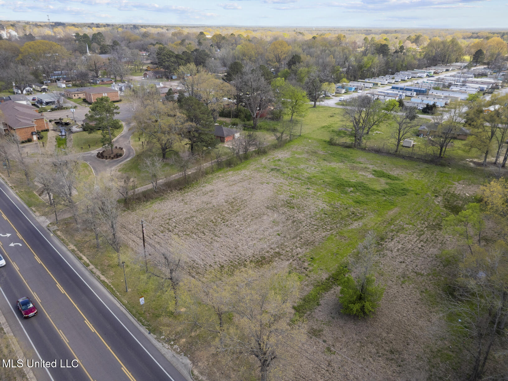 1001 W Peace Street Property Photo 7