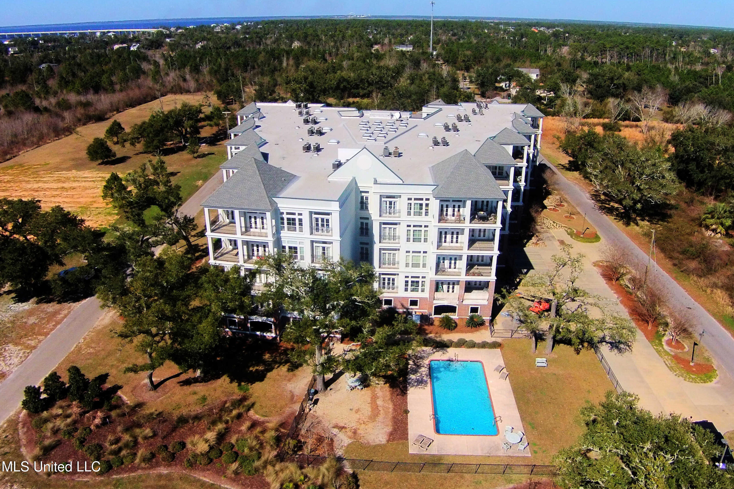 1100 W Beach Boulevard Property Photo 1