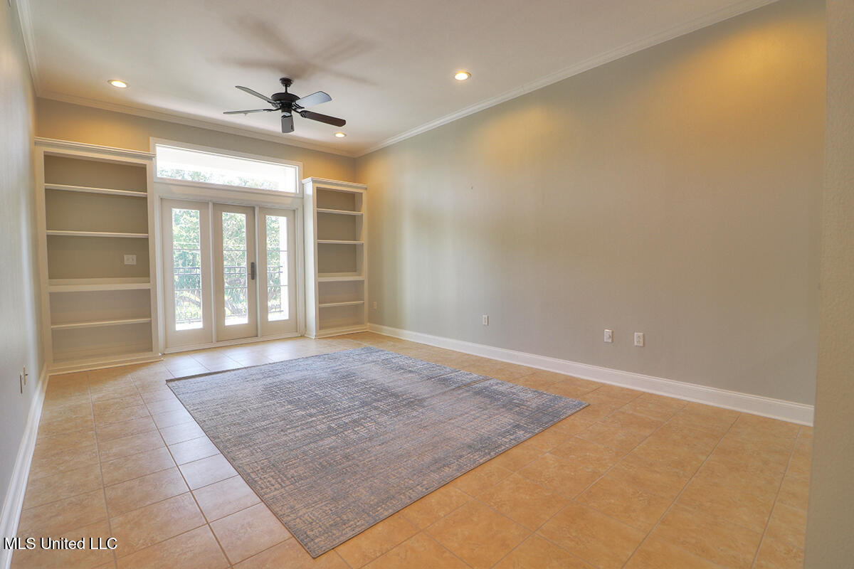 1100 W Beach Boulevard Property Photo 5
