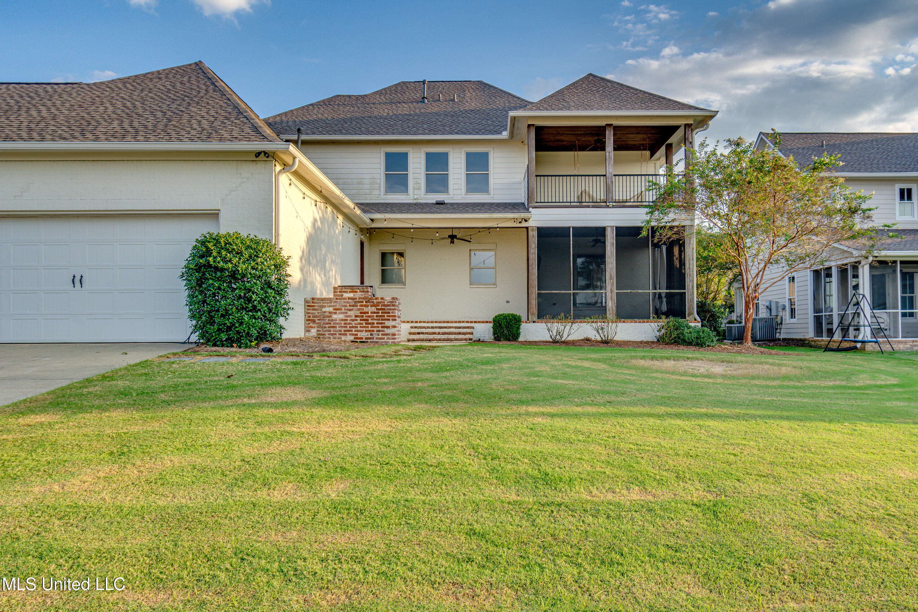 233 Arbor Trail Property Photo 8