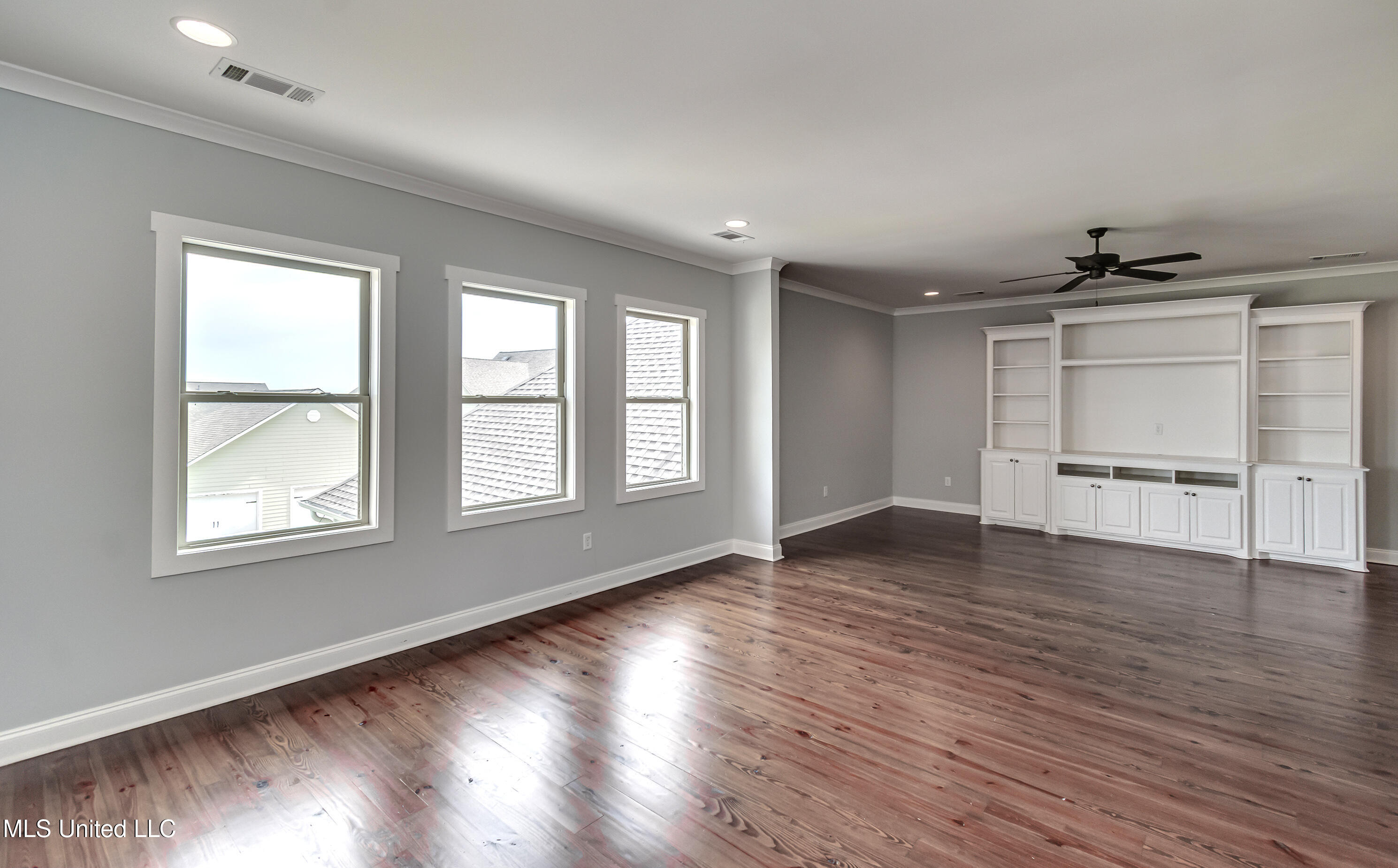 233 Arbor Trail Property Photo 46