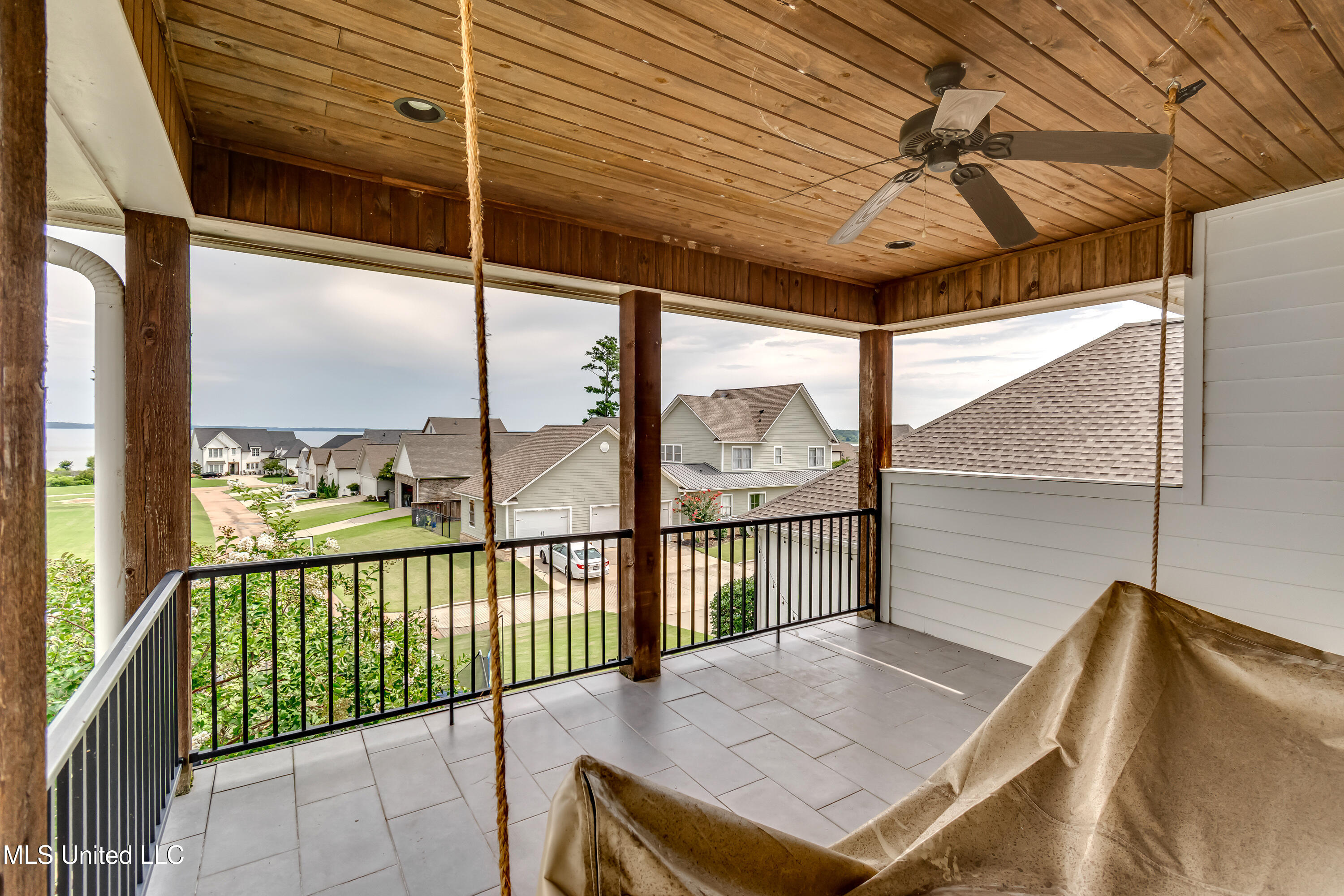 233 Arbor Trail Property Photo 47