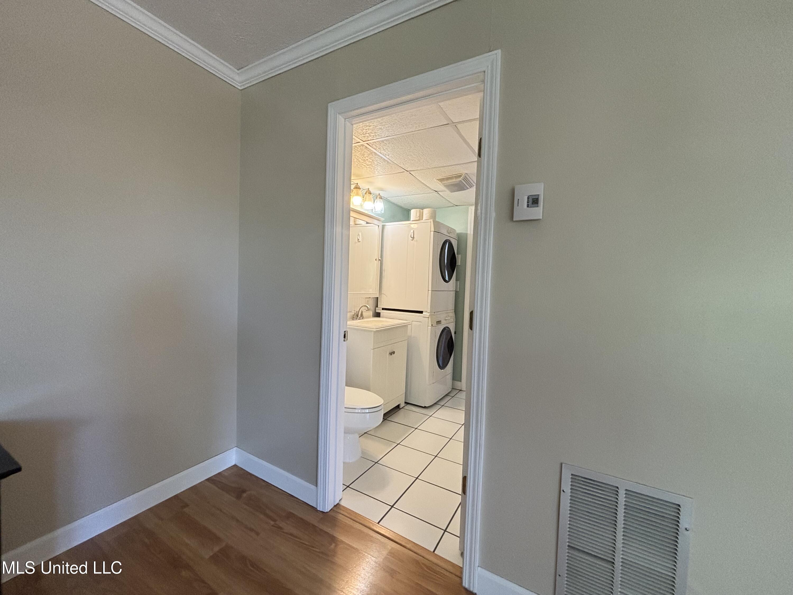 248 Lakeside Villa Property Photo 20
