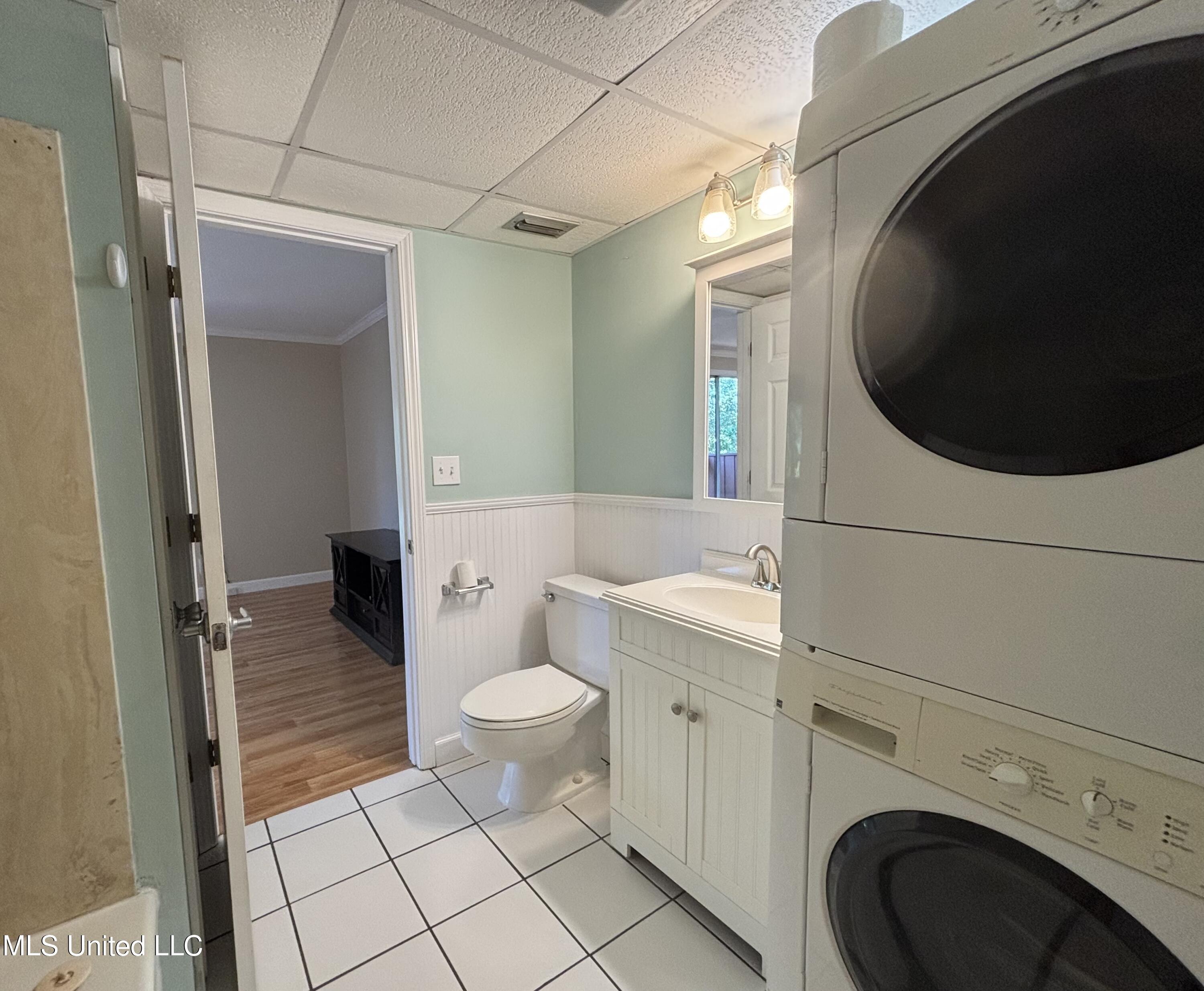 248 Lakeside Villa Property Photo 22