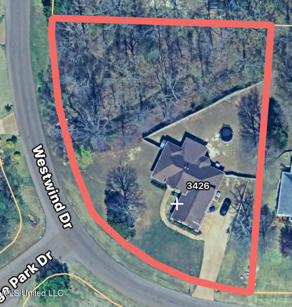 3426 Westwind Drive Property Photo 2