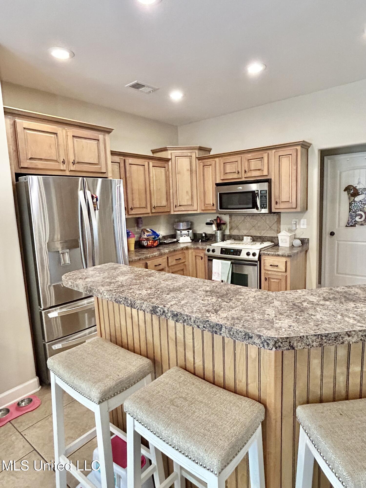 3426 Westwind Drive Property Photo 10