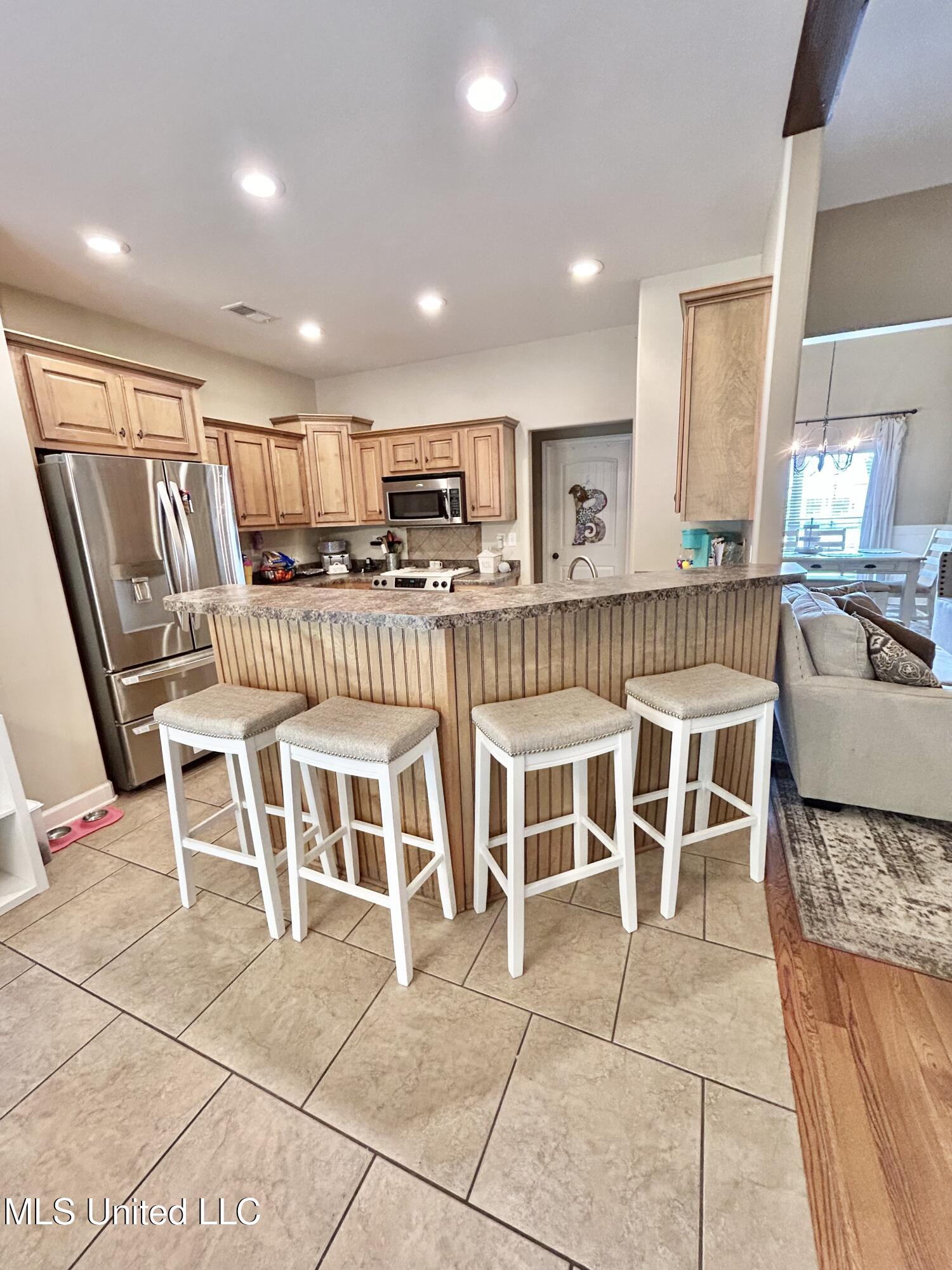3426 Westwind Drive Property Photo 11