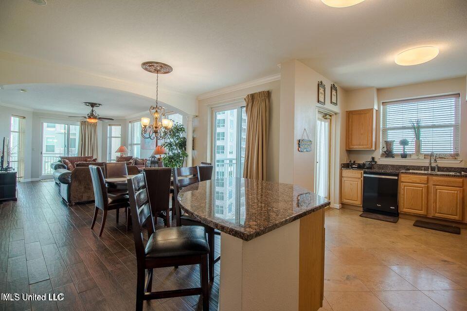 2230 Beach Drive Property Photo 9