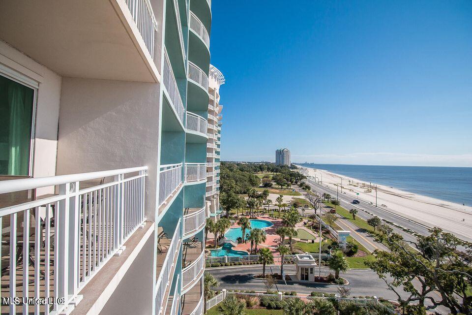 2230 Beach Drive Property Photo 11