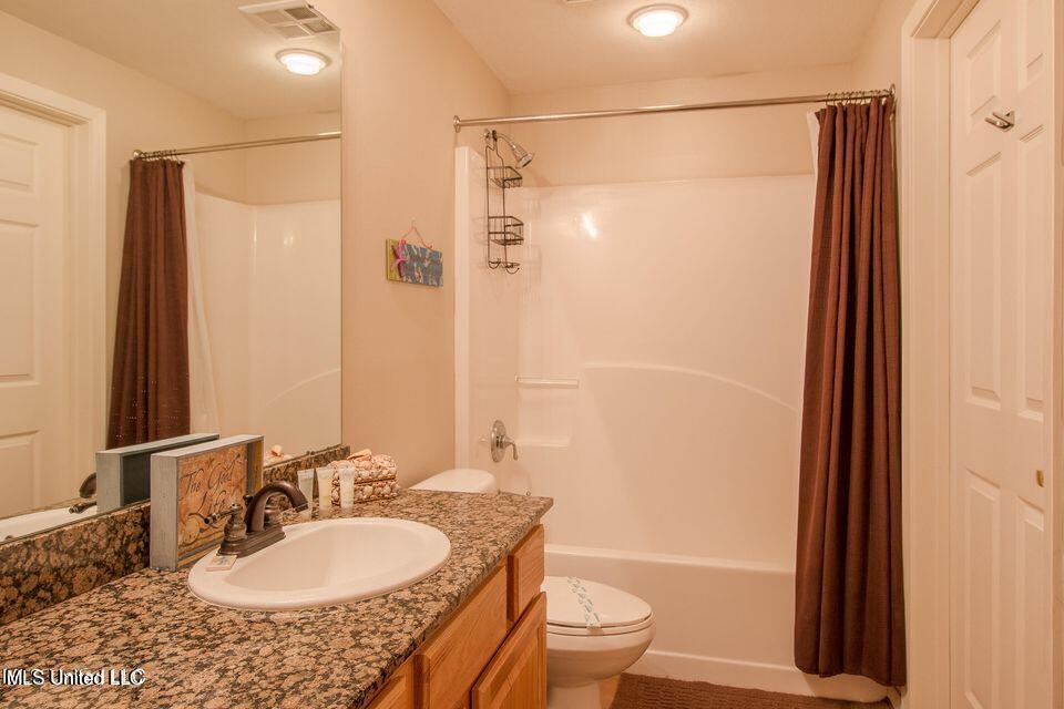 2230 Beach Drive Property Photo 23