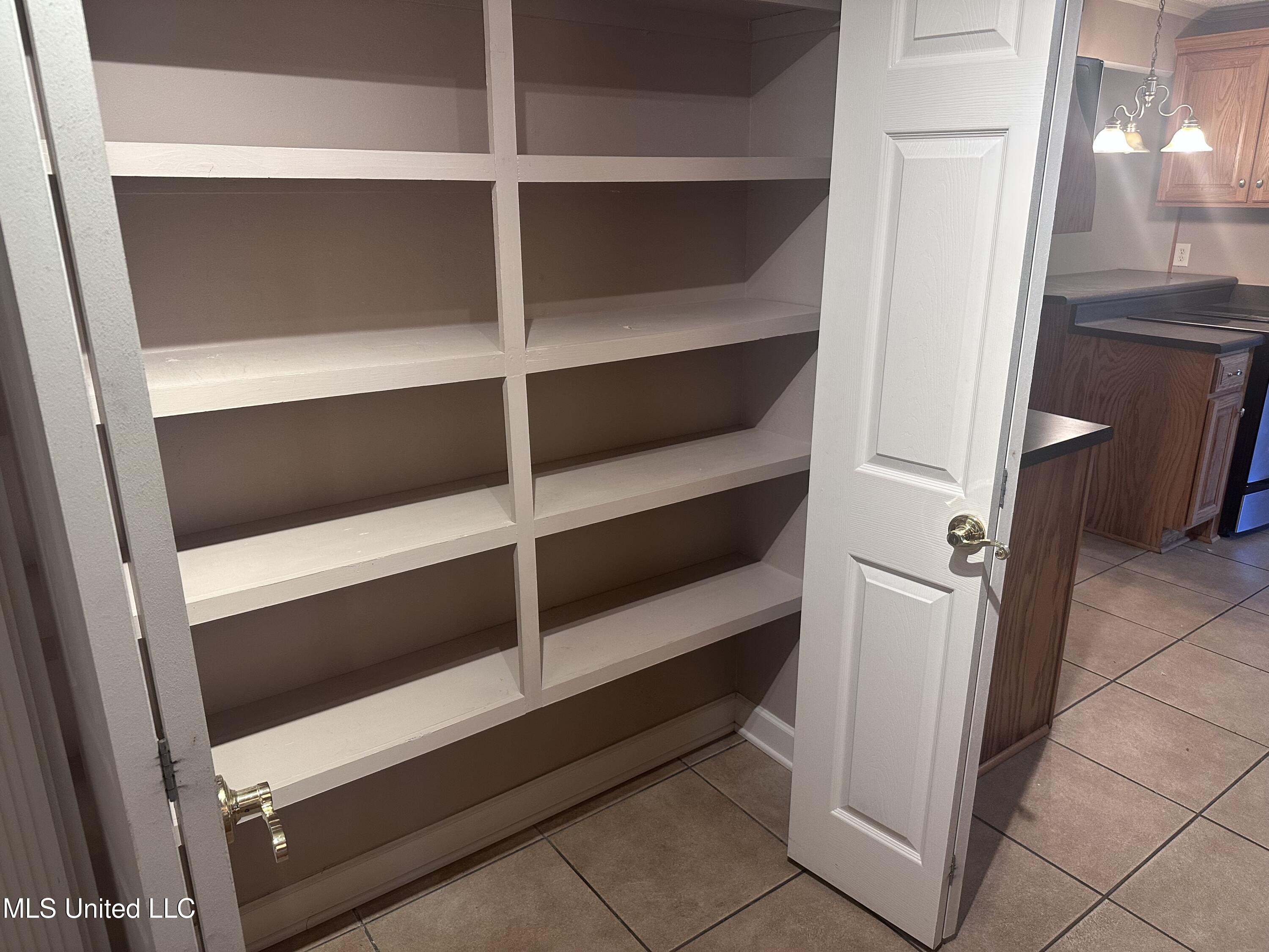 903 Westwood Street Property Photo 15