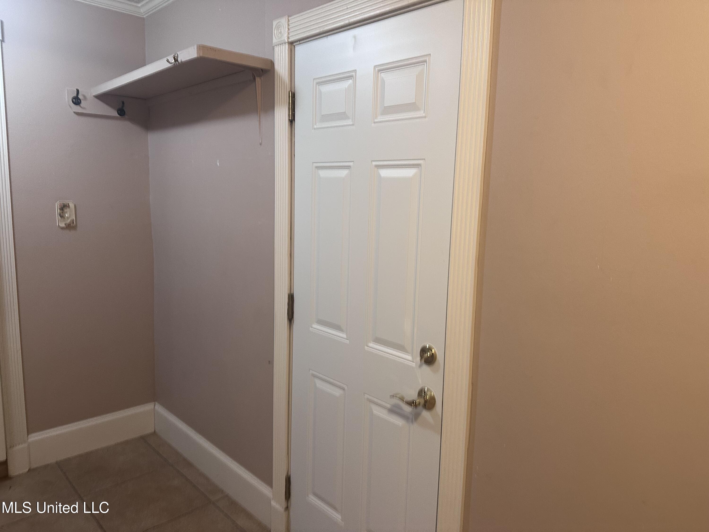 903 Westwood Street Property Photo 32