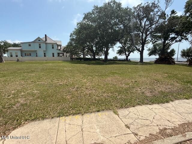 1470 Beach Boulevard Property Photo 7