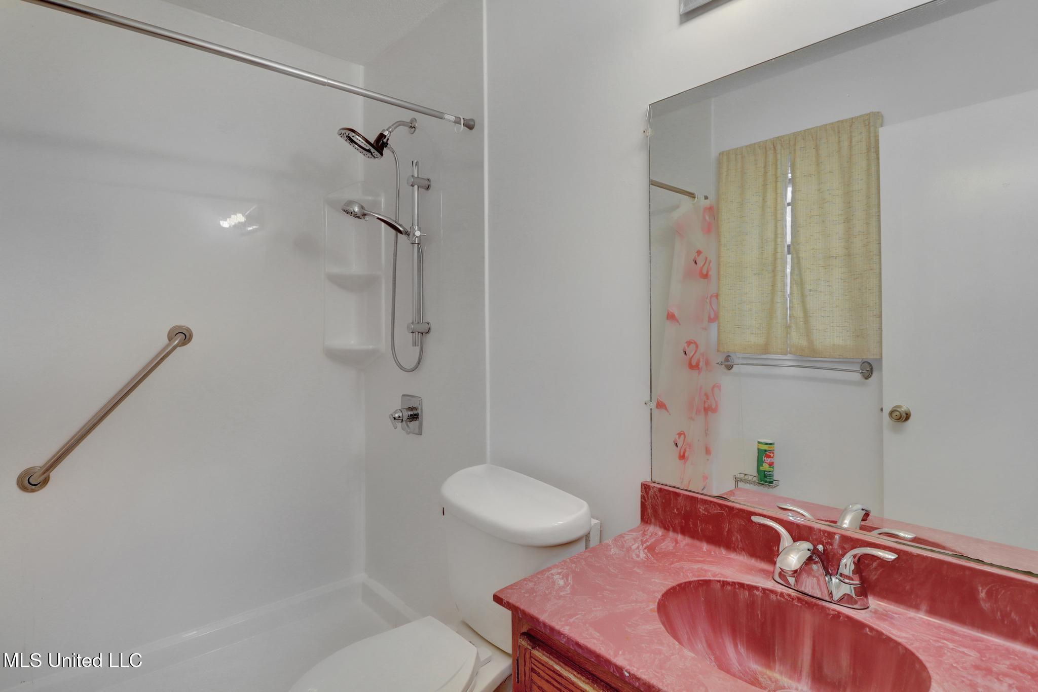 596 Tegarden Road Property Photo 7