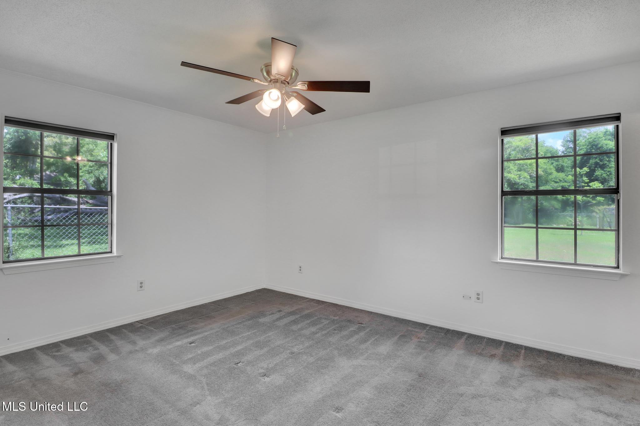 596 Tegarden Road Property Photo 9