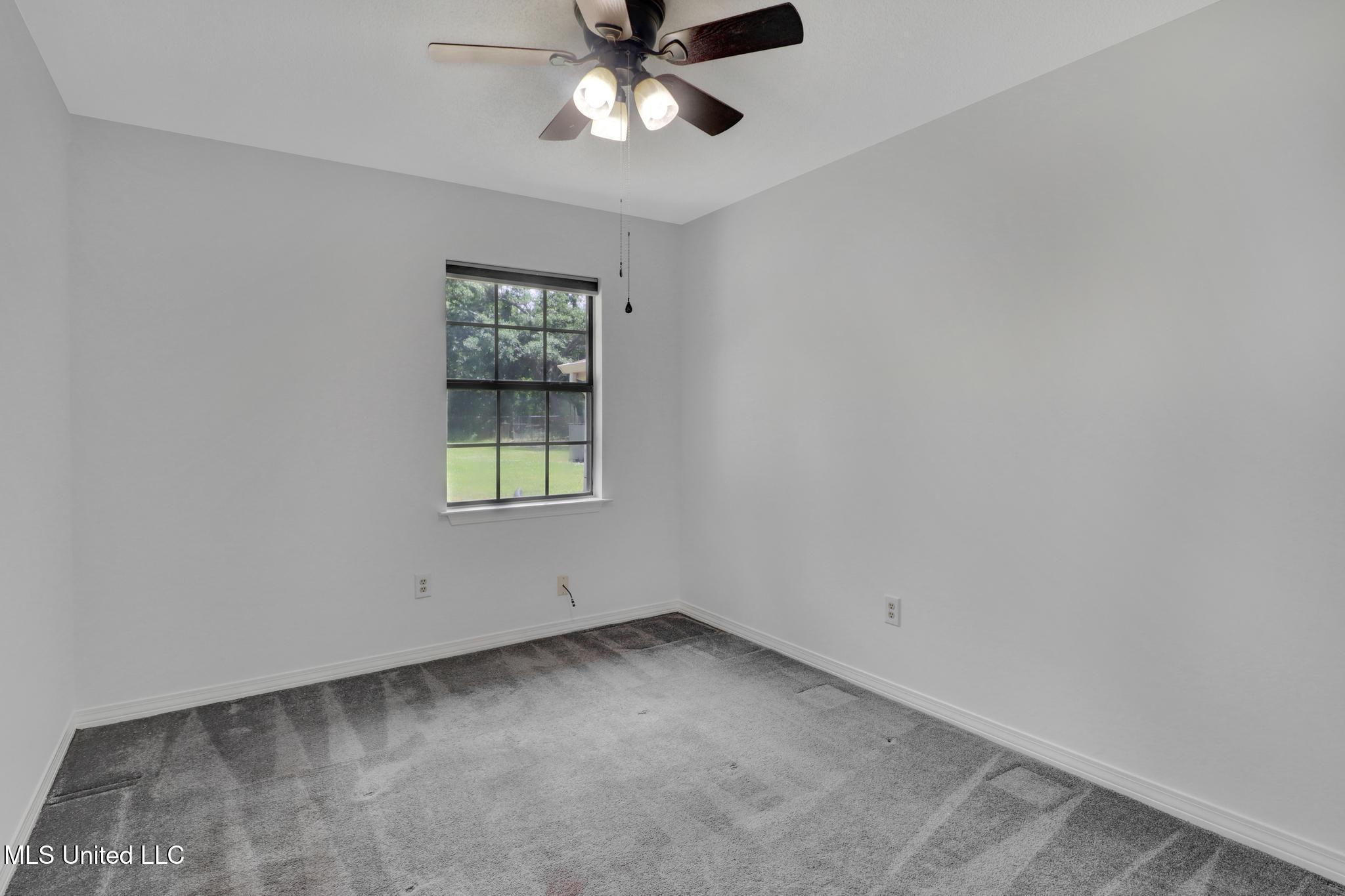 596 Tegarden Road Property Photo 17