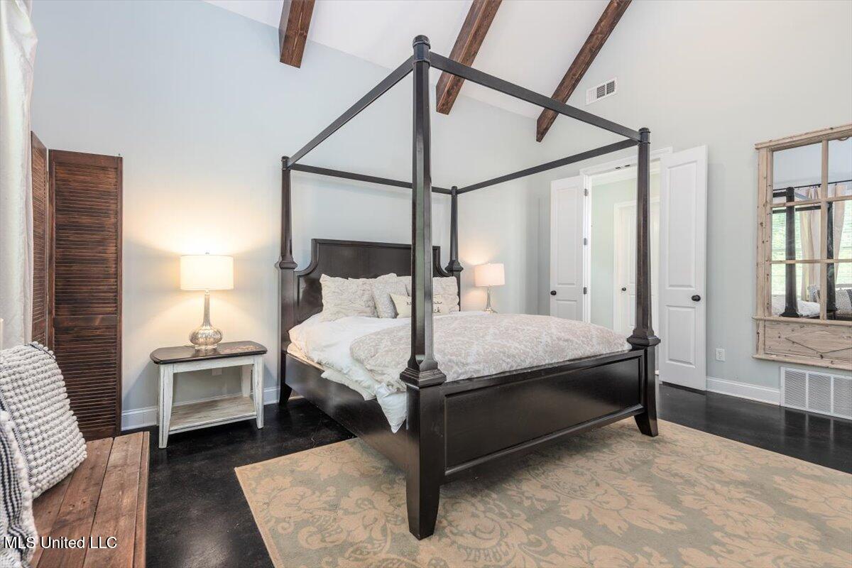 223 Fawn Cove Property Photo 17