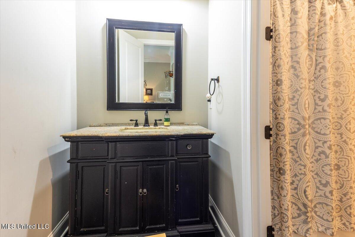 223 Fawn Cove Property Photo 25