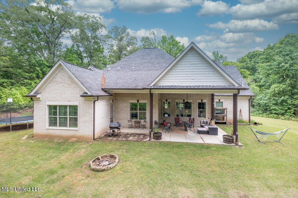 223 Fawn Cove Property Photo 40