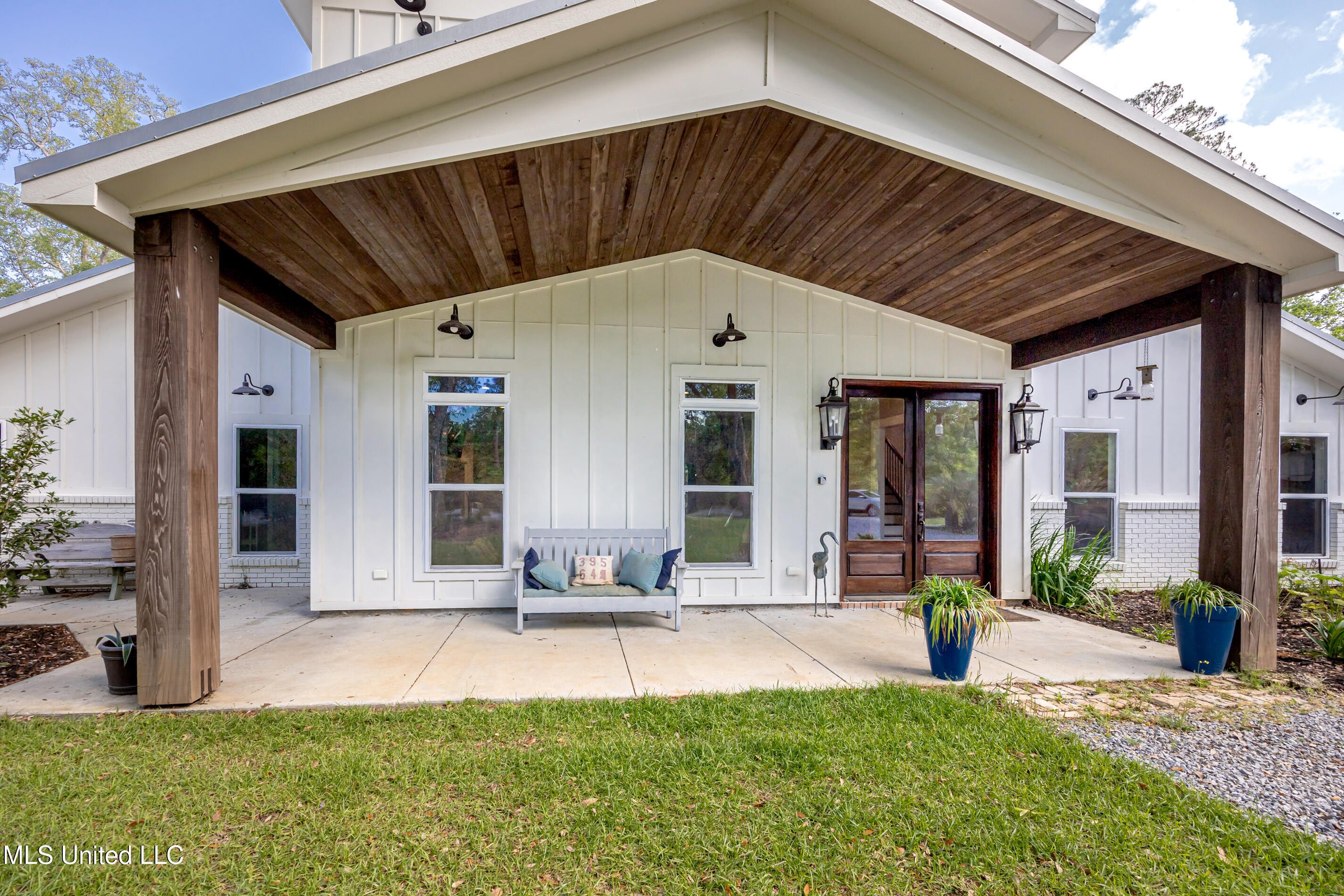 8912 Dixie Street Property Photo 12