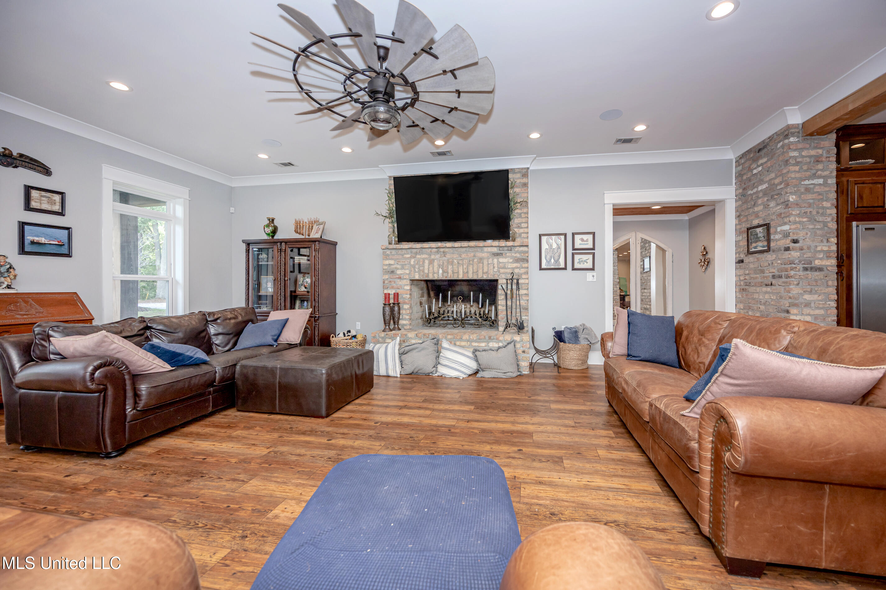 8912 Dixie Street Property Photo 16