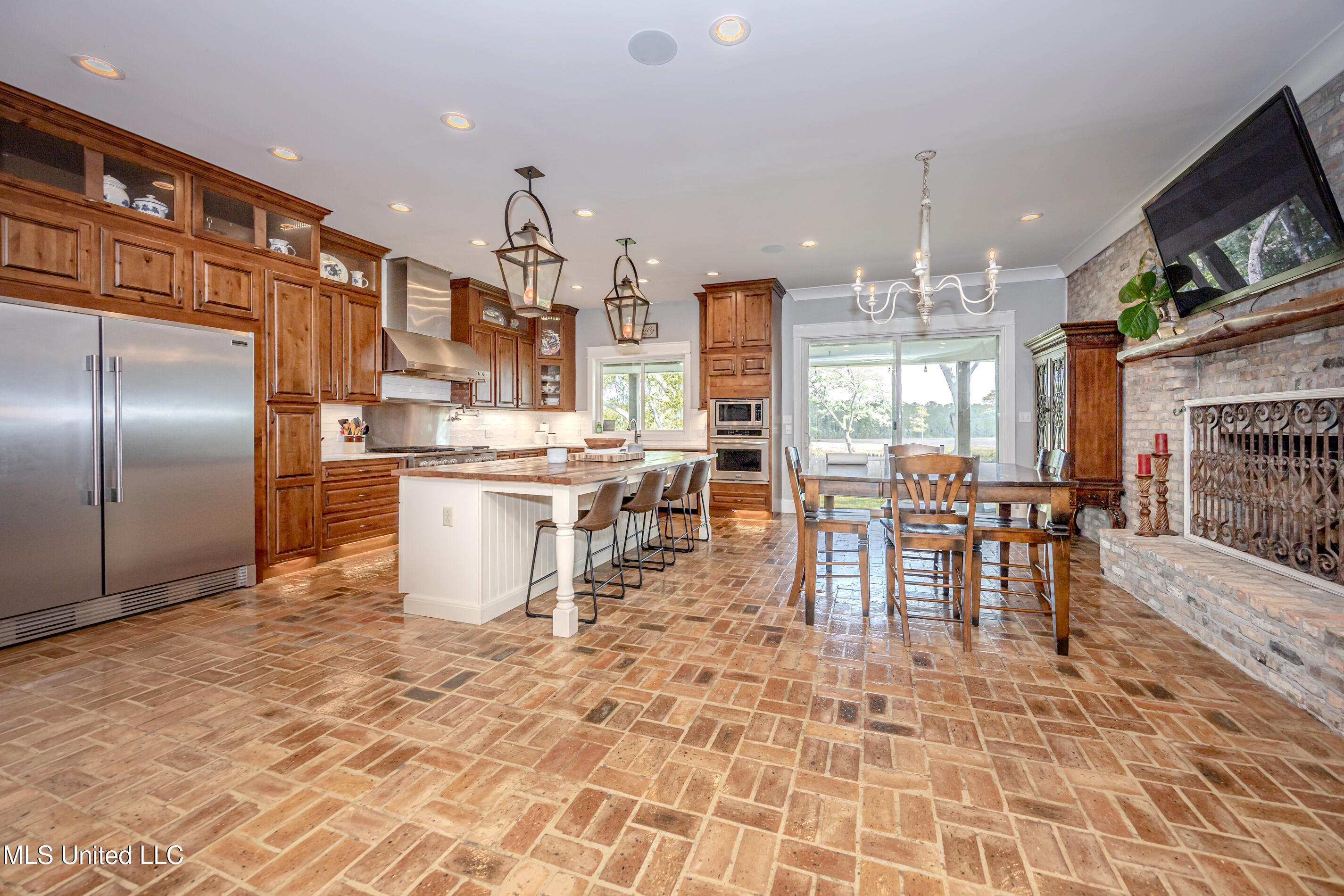 8912 Dixie Street Property Photo 19