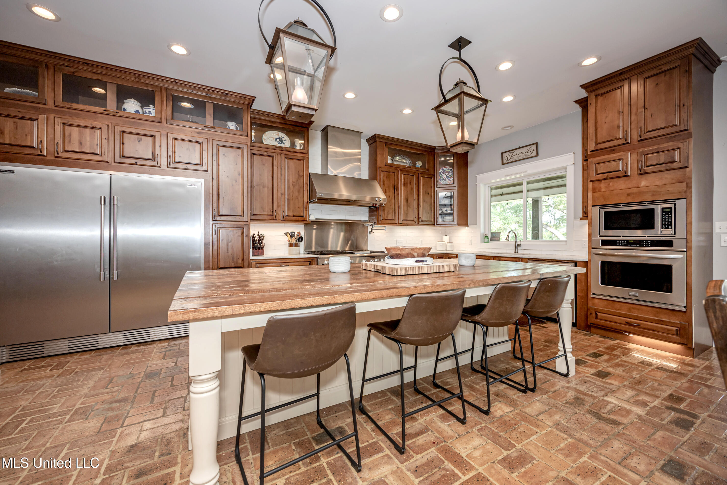 8912 Dixie Street Property Photo 20