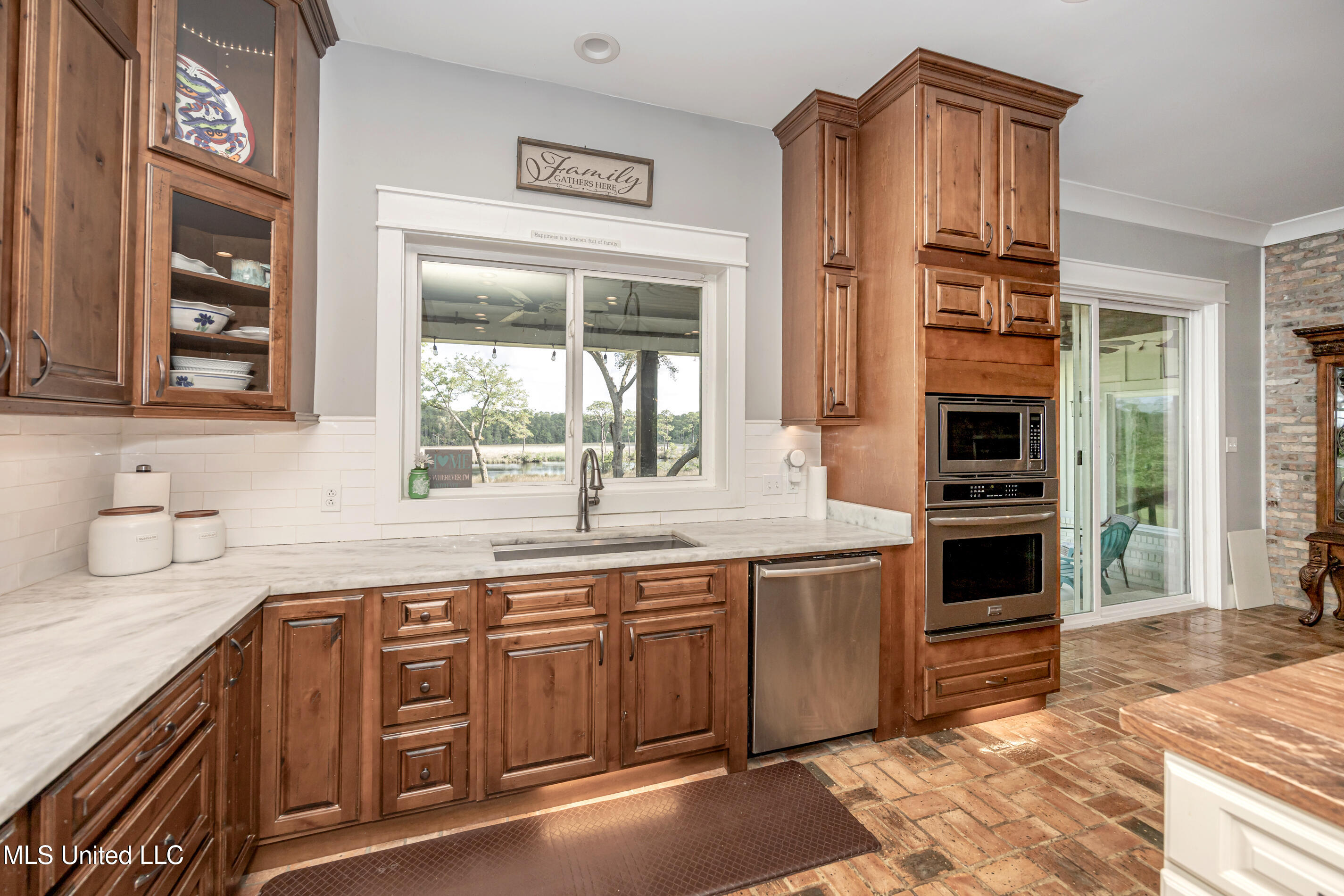 8912 Dixie Street Property Photo 24