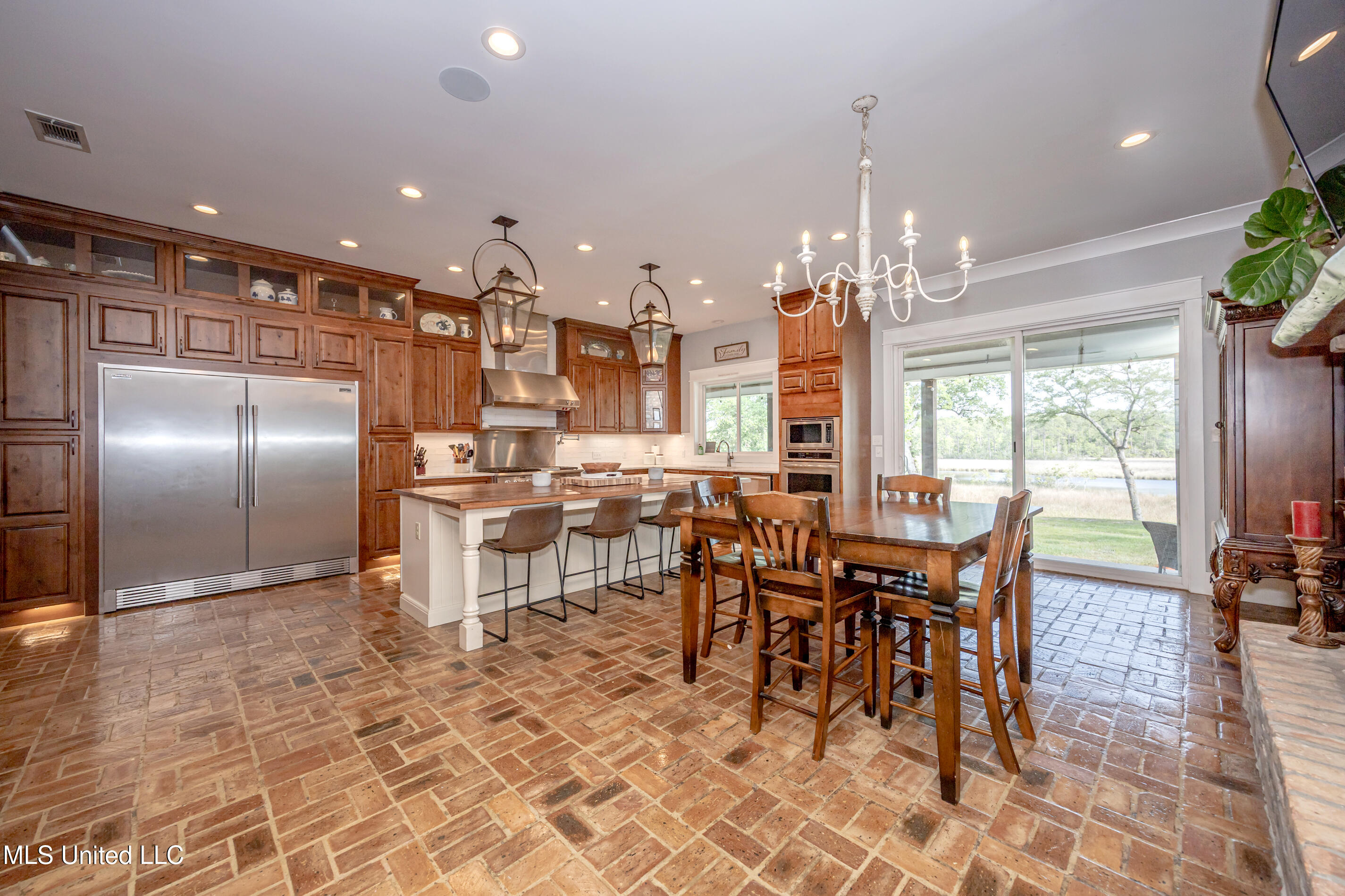 8912 Dixie Street Property Photo 27