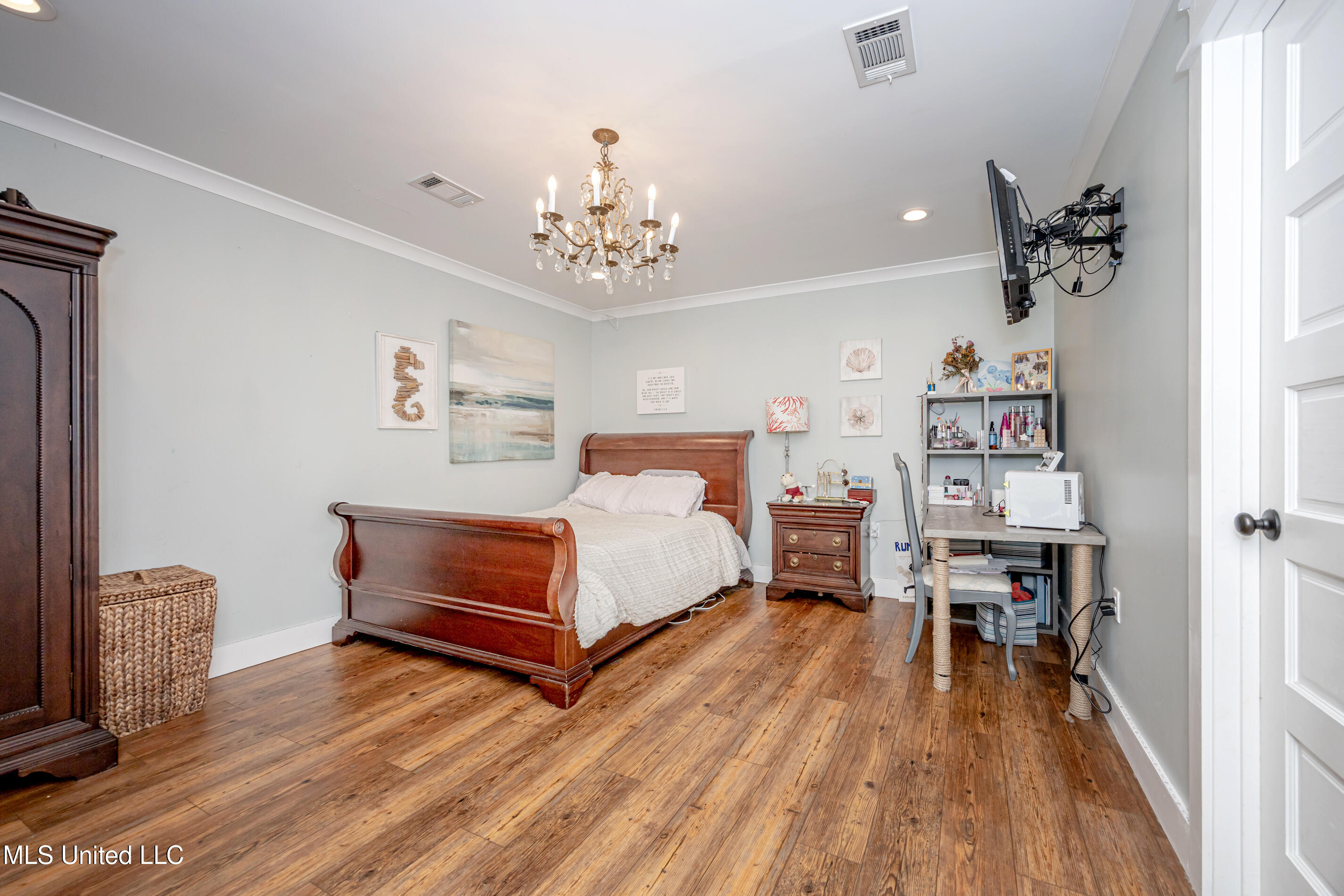 8912 Dixie Street Property Photo 45