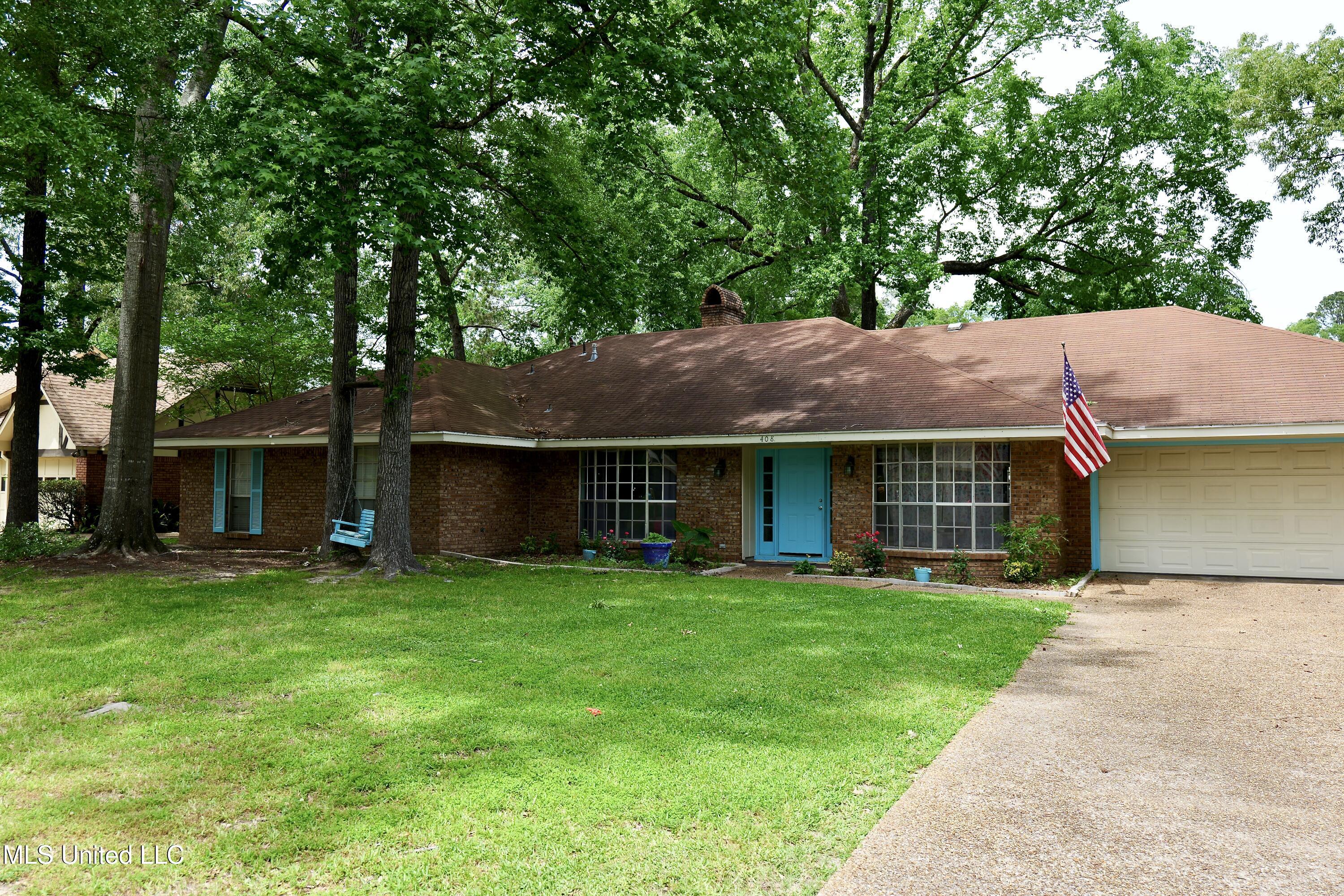 408 Millrun Road Property Photo 2