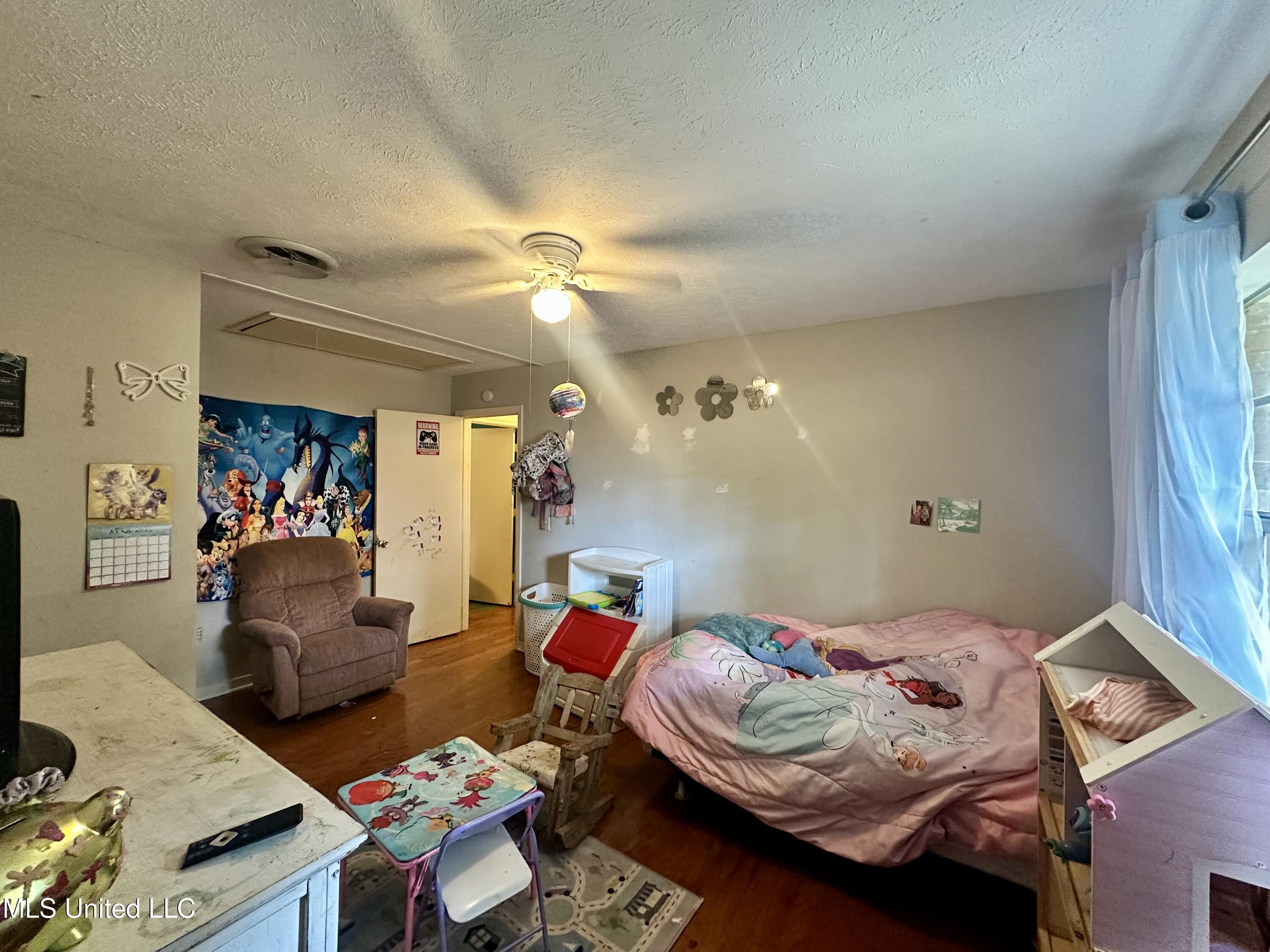 408 Millrun Road Property Photo 10