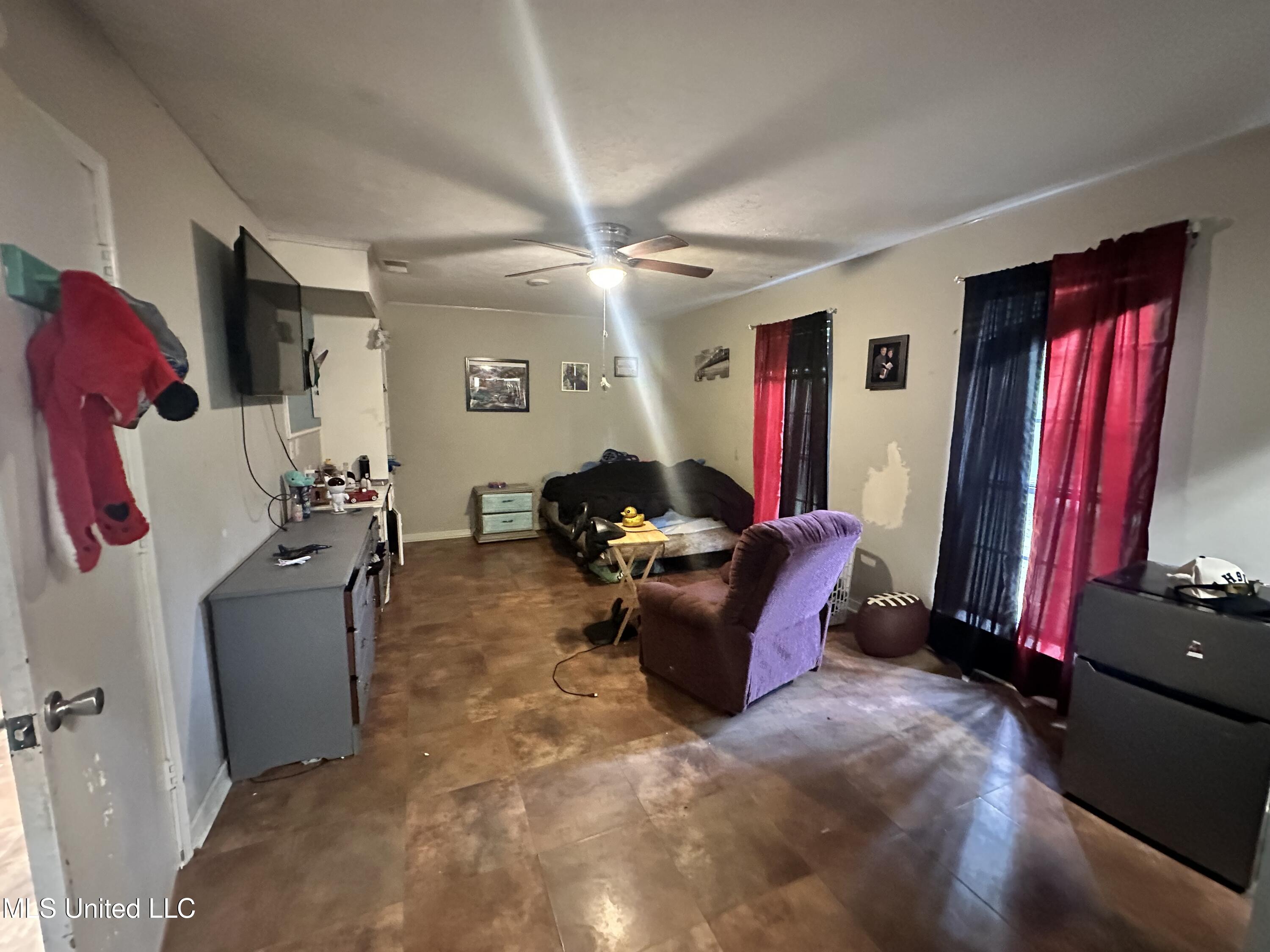 408 Millrun Road Property Photo 11