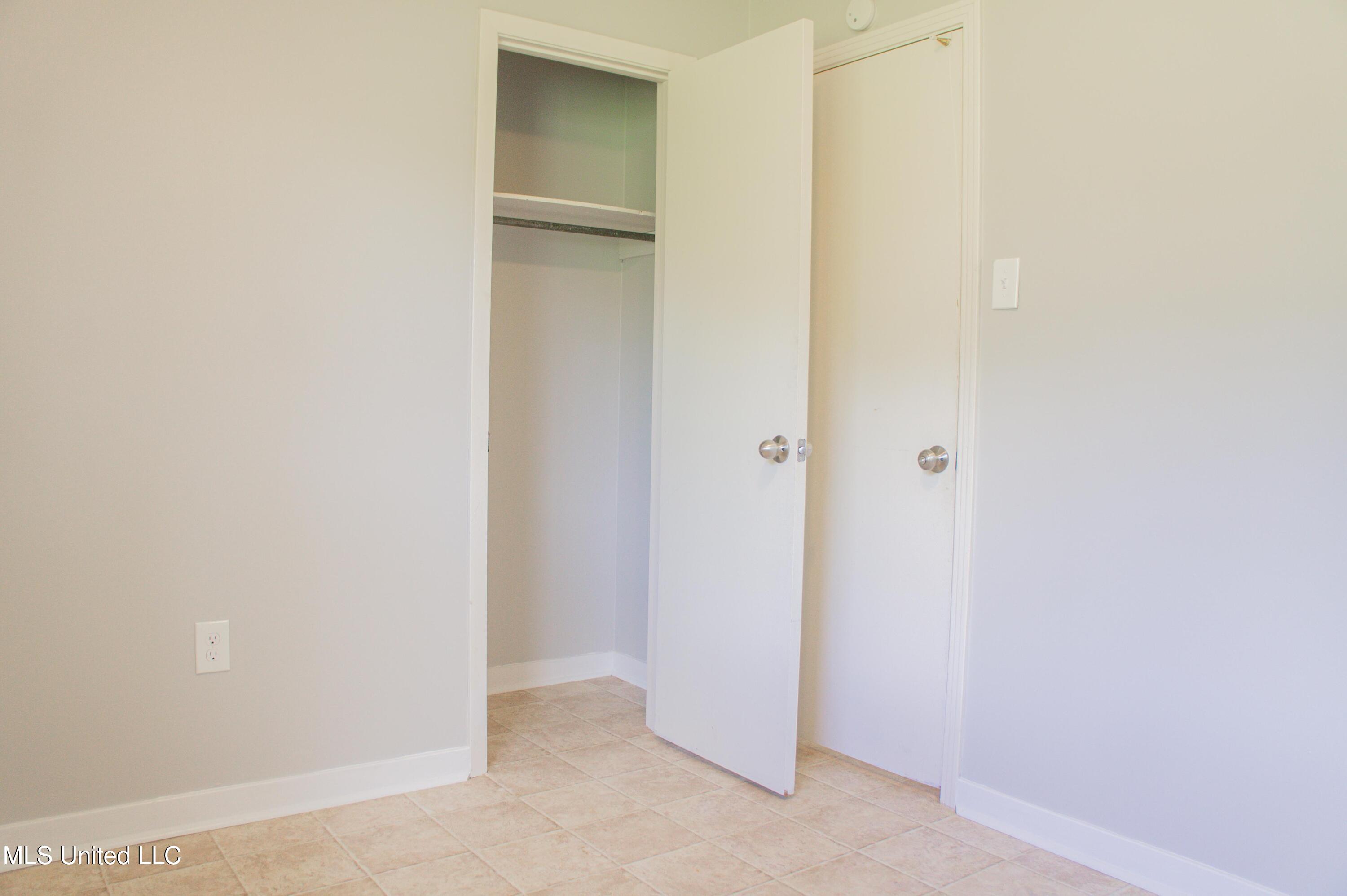 1119 St Augustine Drive Property Photo 19