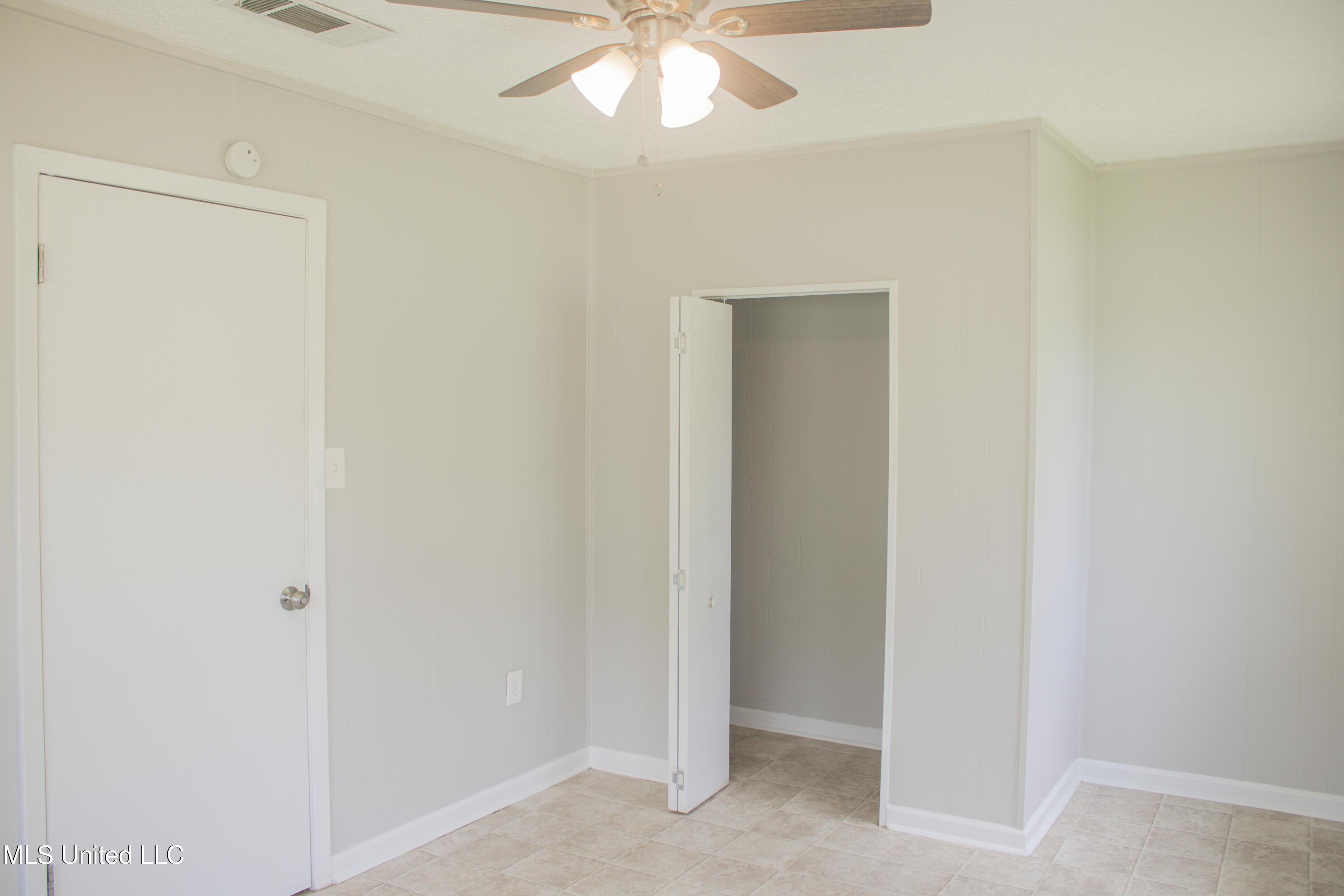 1119 St Augustine Drive Property Photo 43