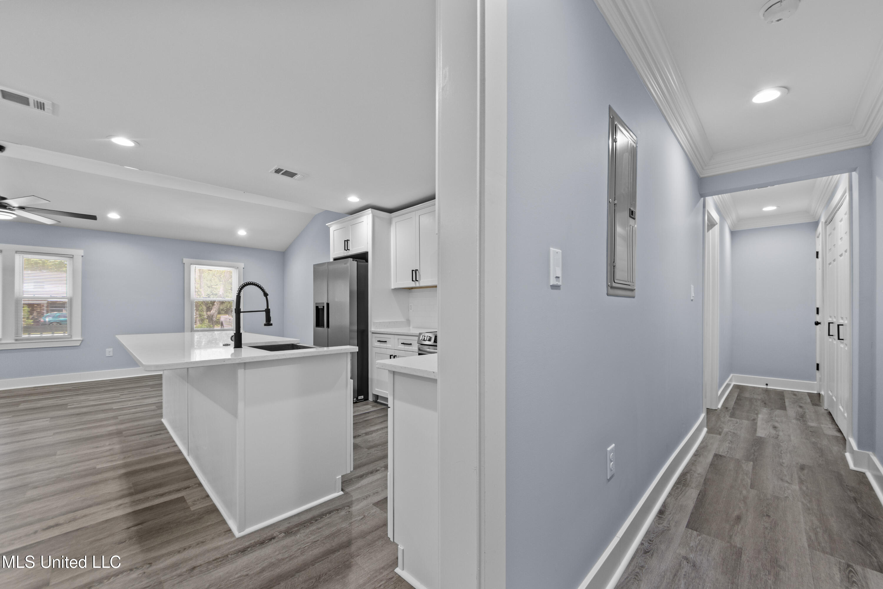 305 43rd Street Property Photo 20