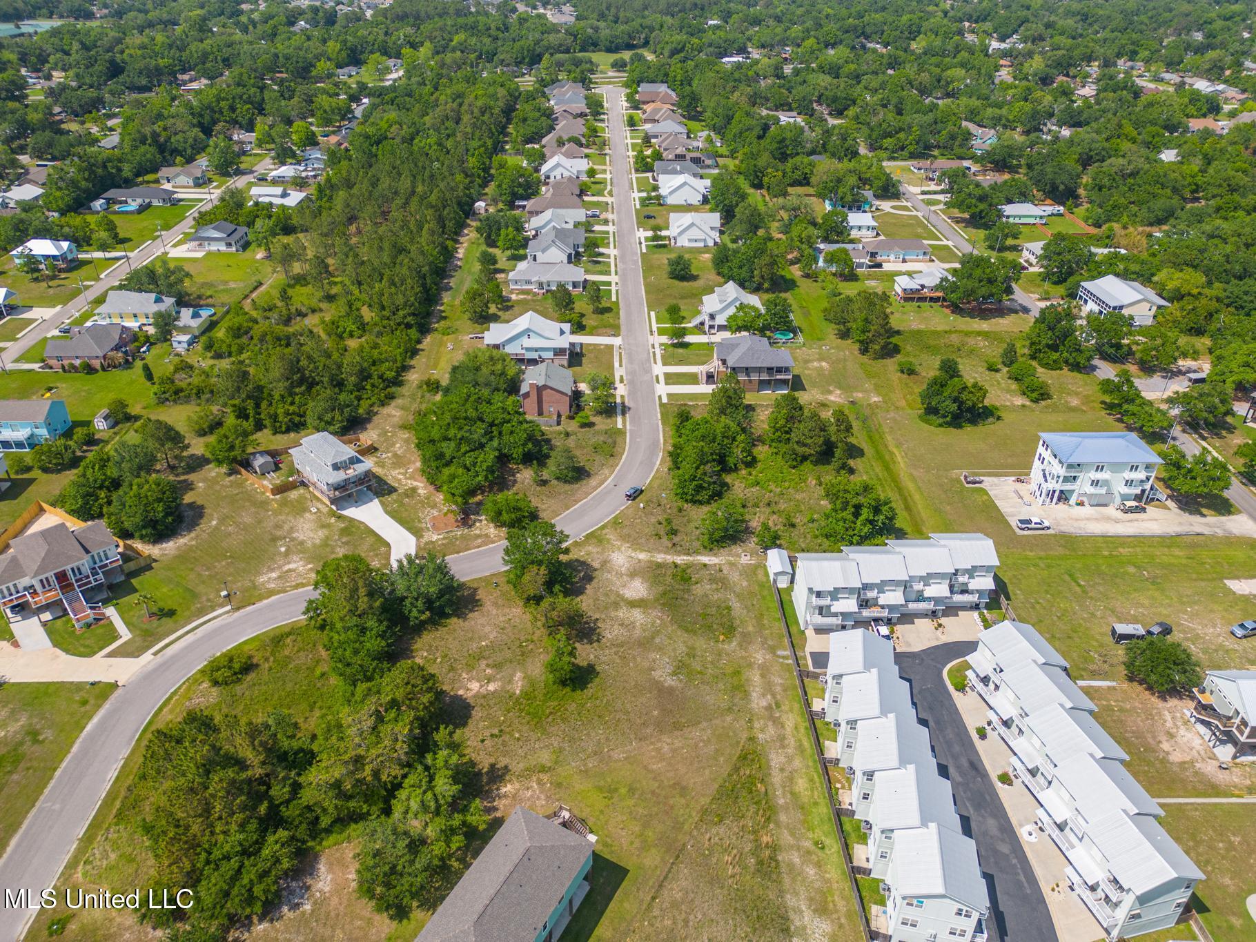 110 Sea Oaks Boulevard Property Photo 10