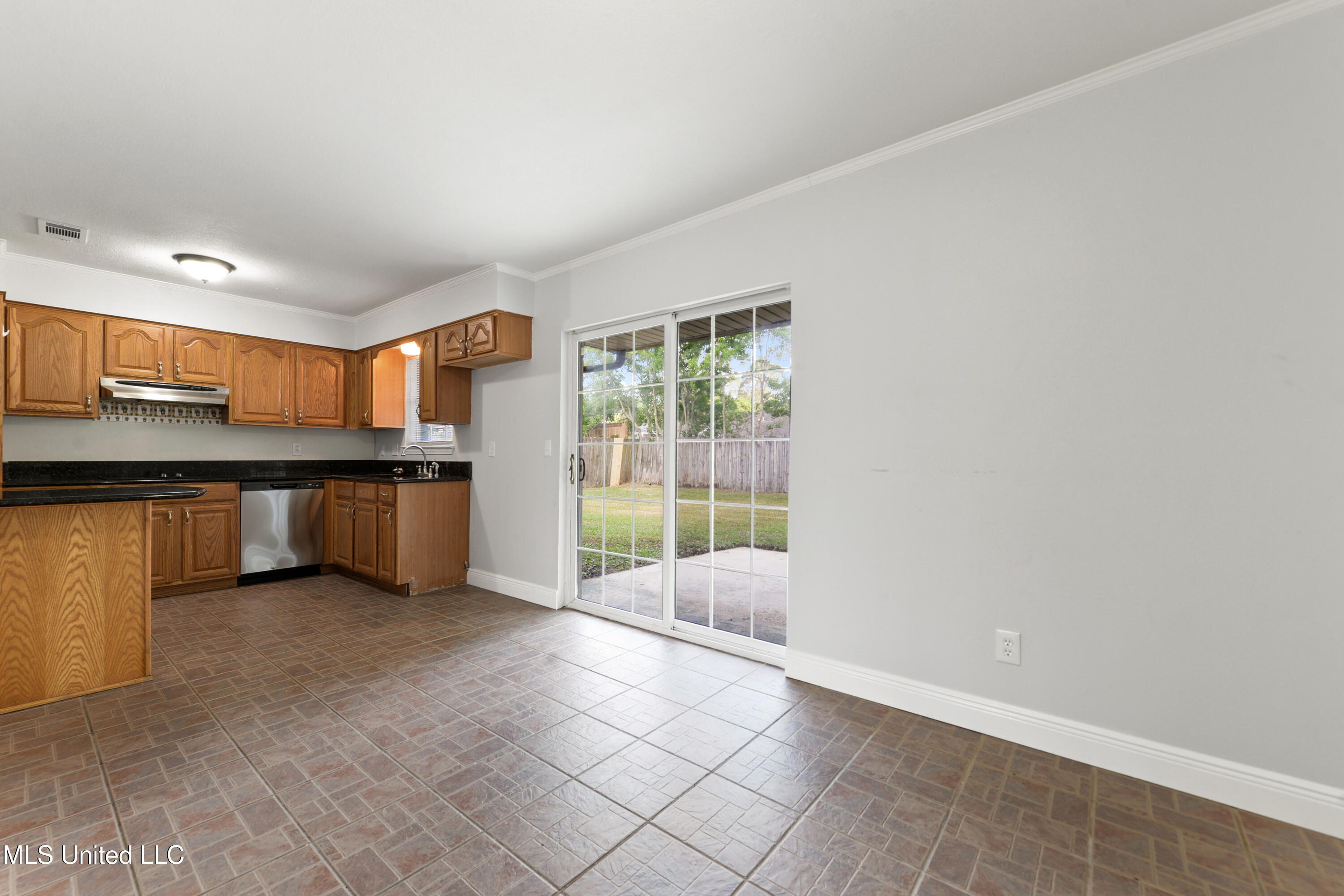 848 Carolee Circle Property Photo 11