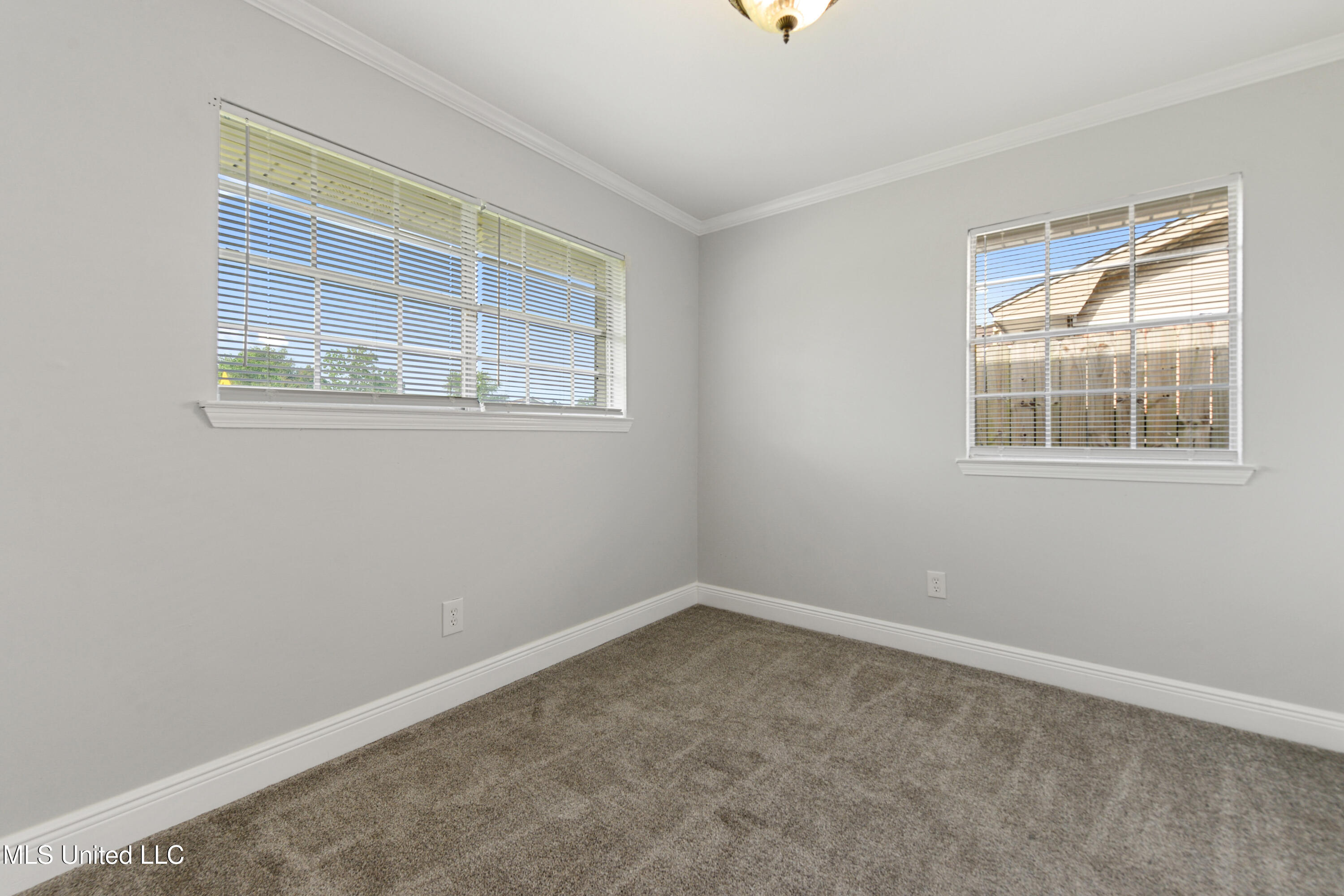 848 Carolee Circle Property Photo 16
