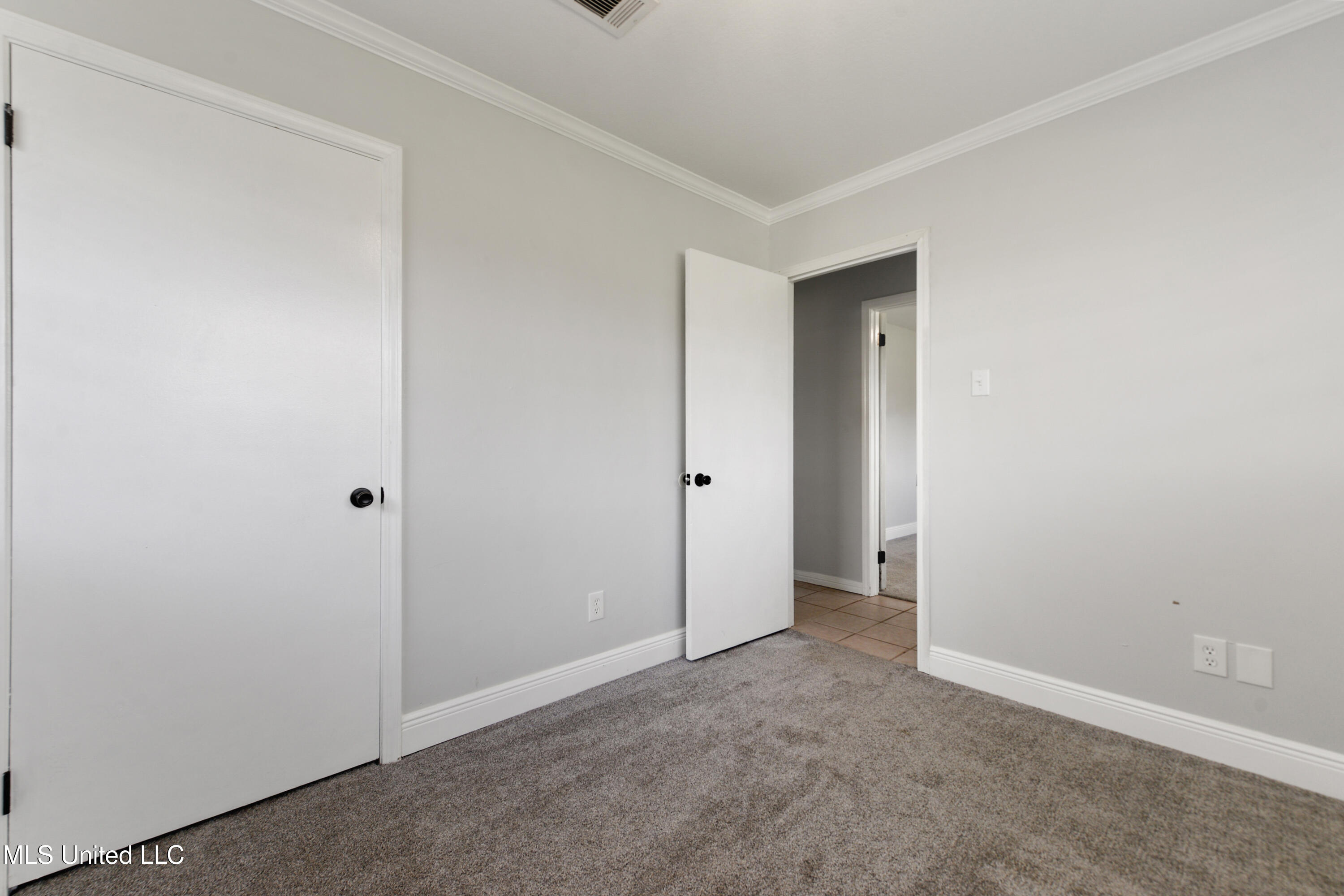 848 Carolee Circle Property Photo 17
