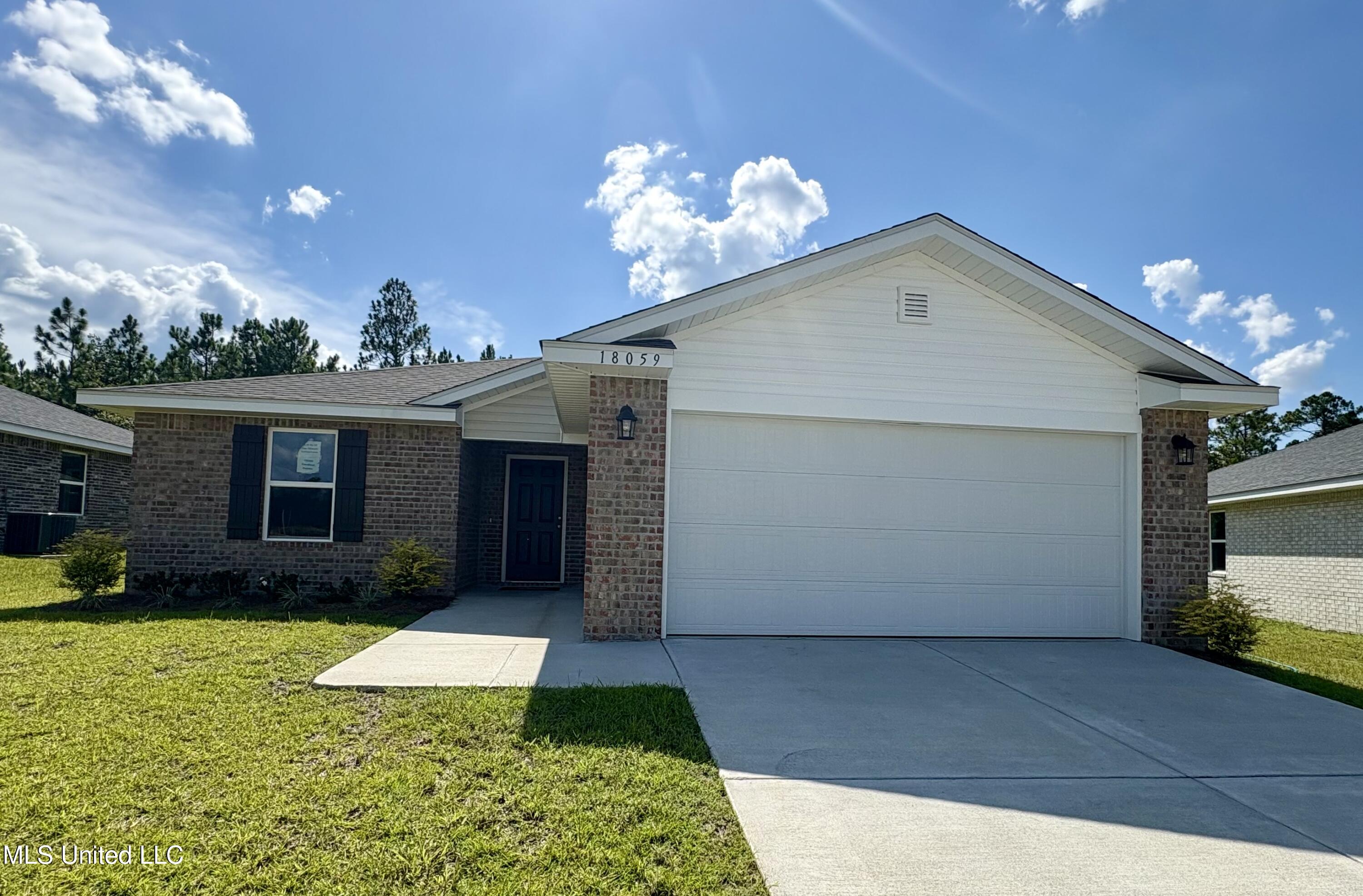 18059 Tiffany Renee Drive Property Photo 1