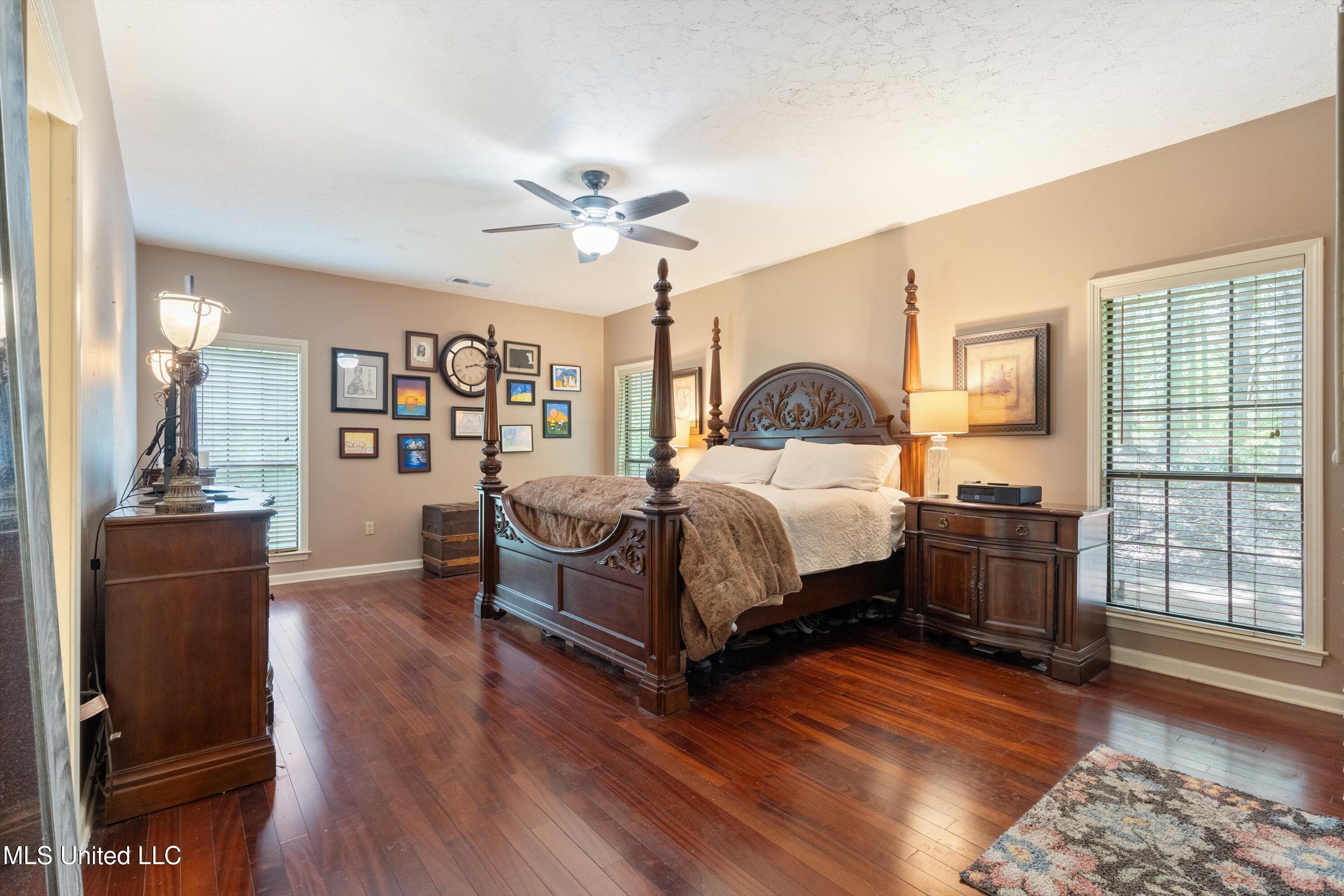 5135 Windy Ridge Drive Property Photo 13